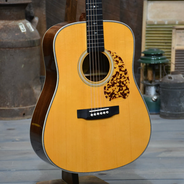 Blueridge BR-260 Pre War Series Dreadnought Guitar With Case