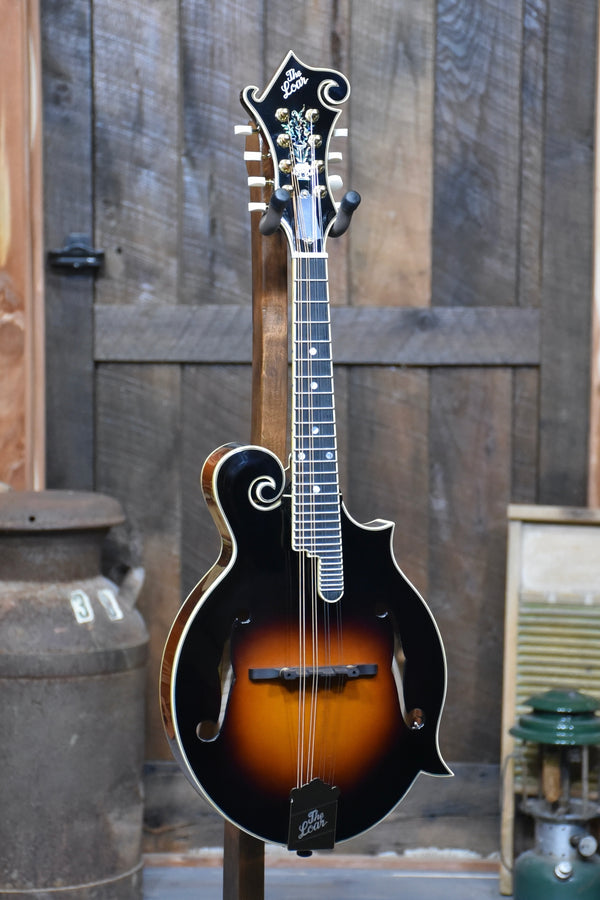 Loar LM700VS FStyle Mandolin With Case Banjo Ben