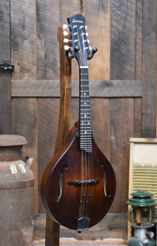 訳あり Eastman MD505　マンドリン ハードケース付き Eastman MD505 Classic Mandolin & Case – Elderly Instruments