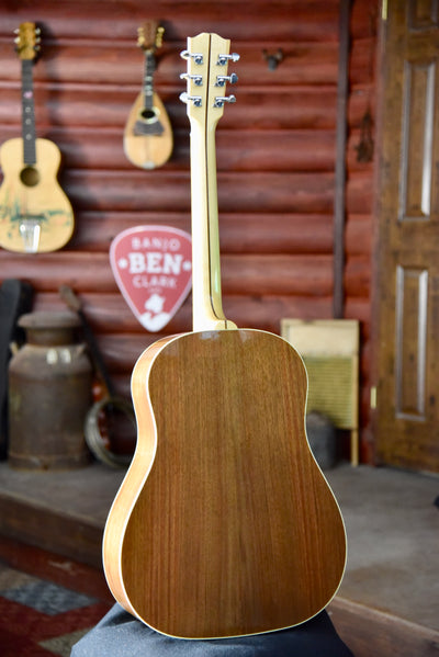 Pre-Owned Gibson J15 Slope Shoulder Walnut/Spruce Guitar With Case