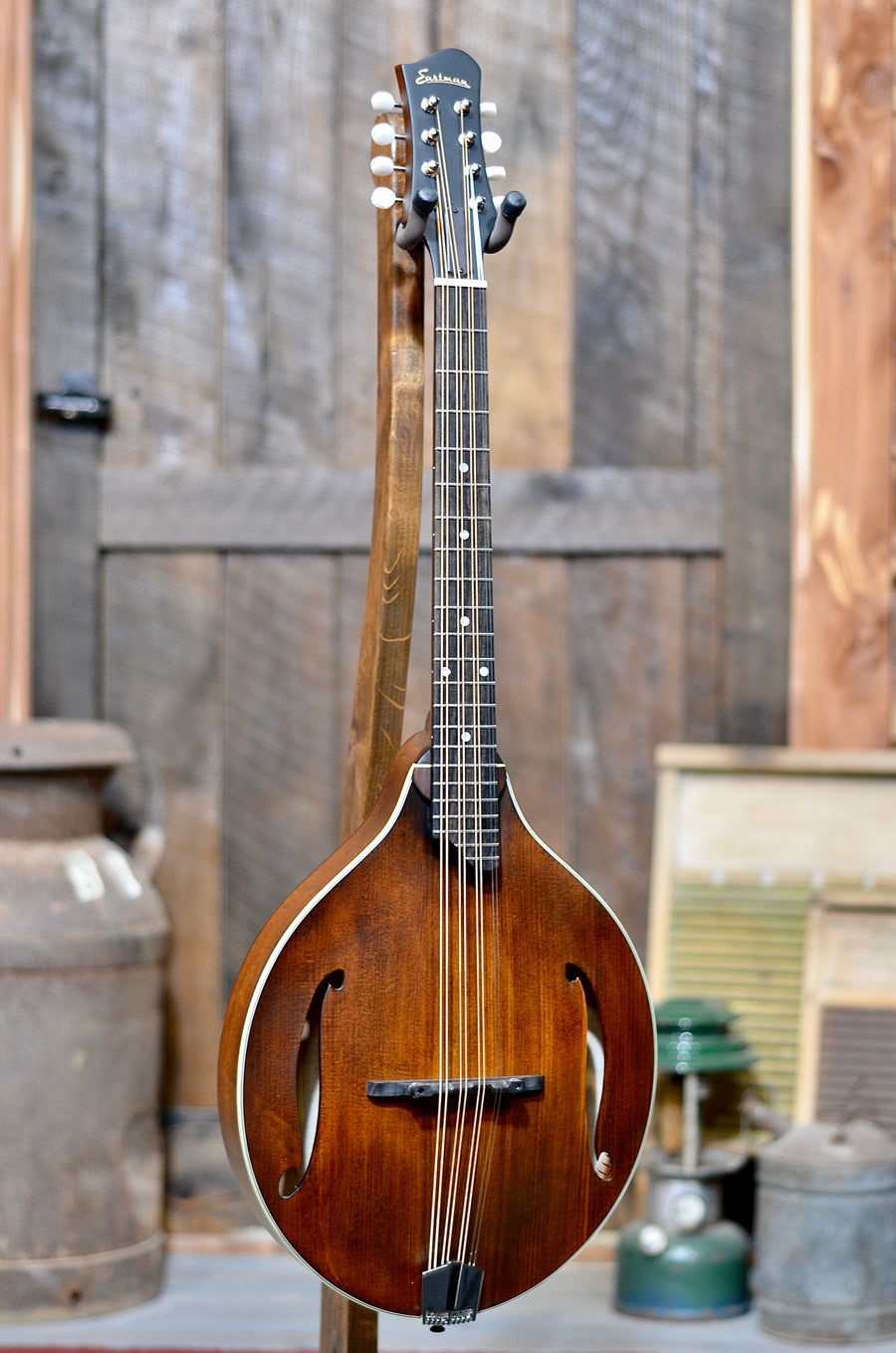 Eastman MDO305 A-Style Octave Mandolin With Case