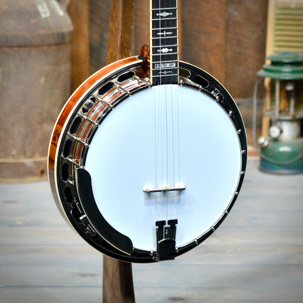  McCook Bend The Tree【SoftTouchPre】 Style Selections 3-person Brown Steel Outdoor Swing