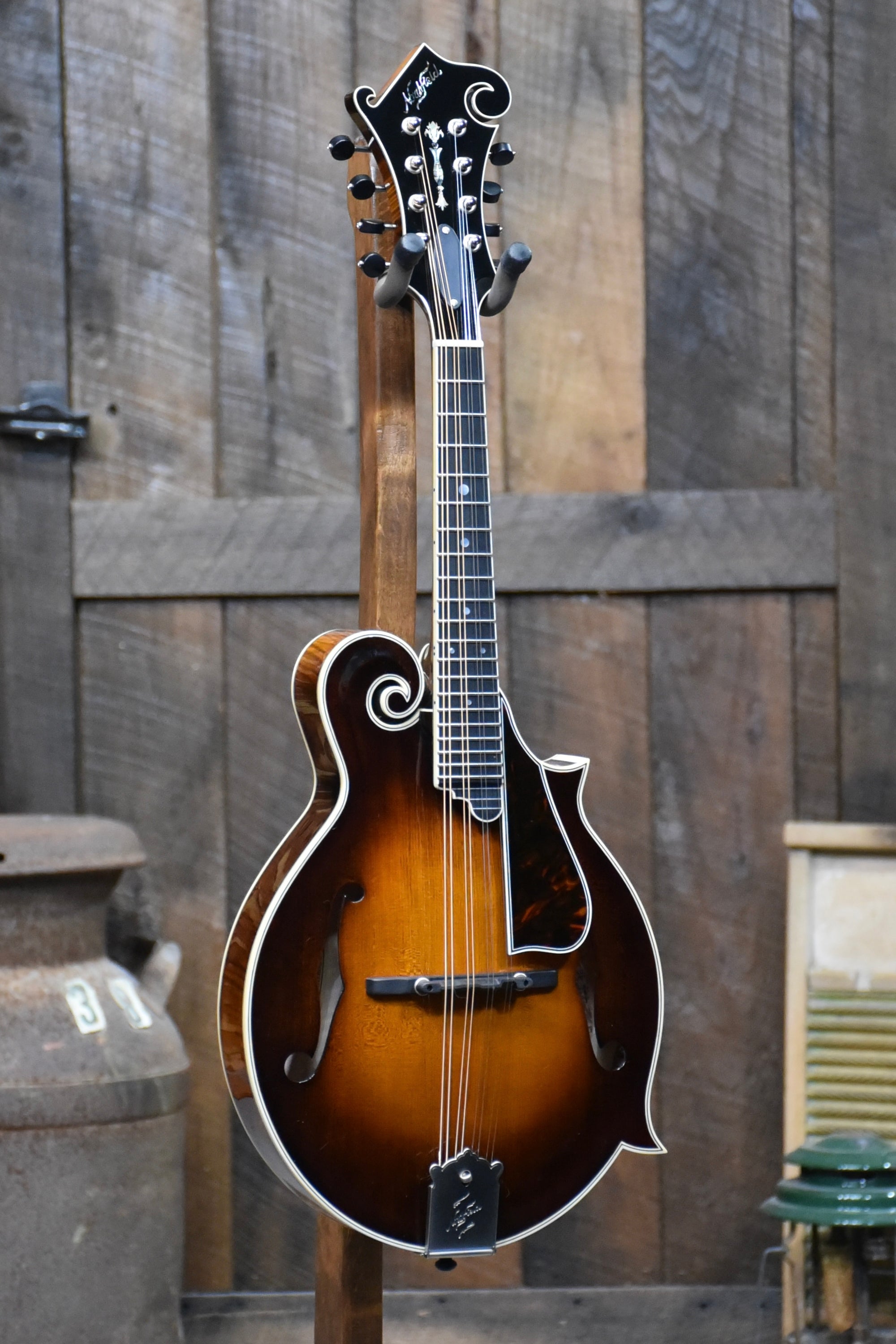 Northfield Artist Series Premium F-Style Sunburst One Piece Back Mandolin With Case