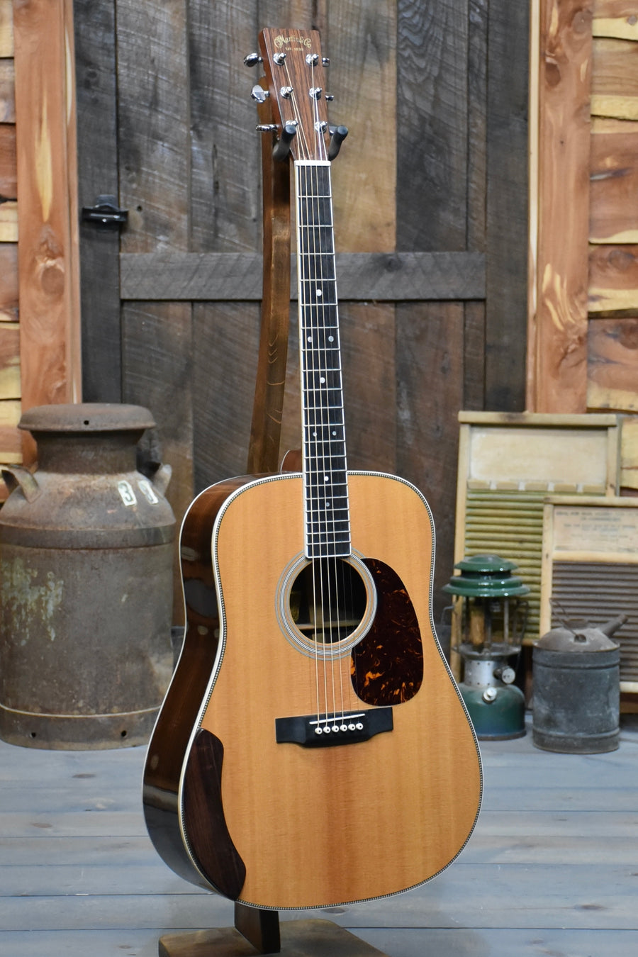 Pre-Owned Martin HD-35 Dreadnought Guitar With Case