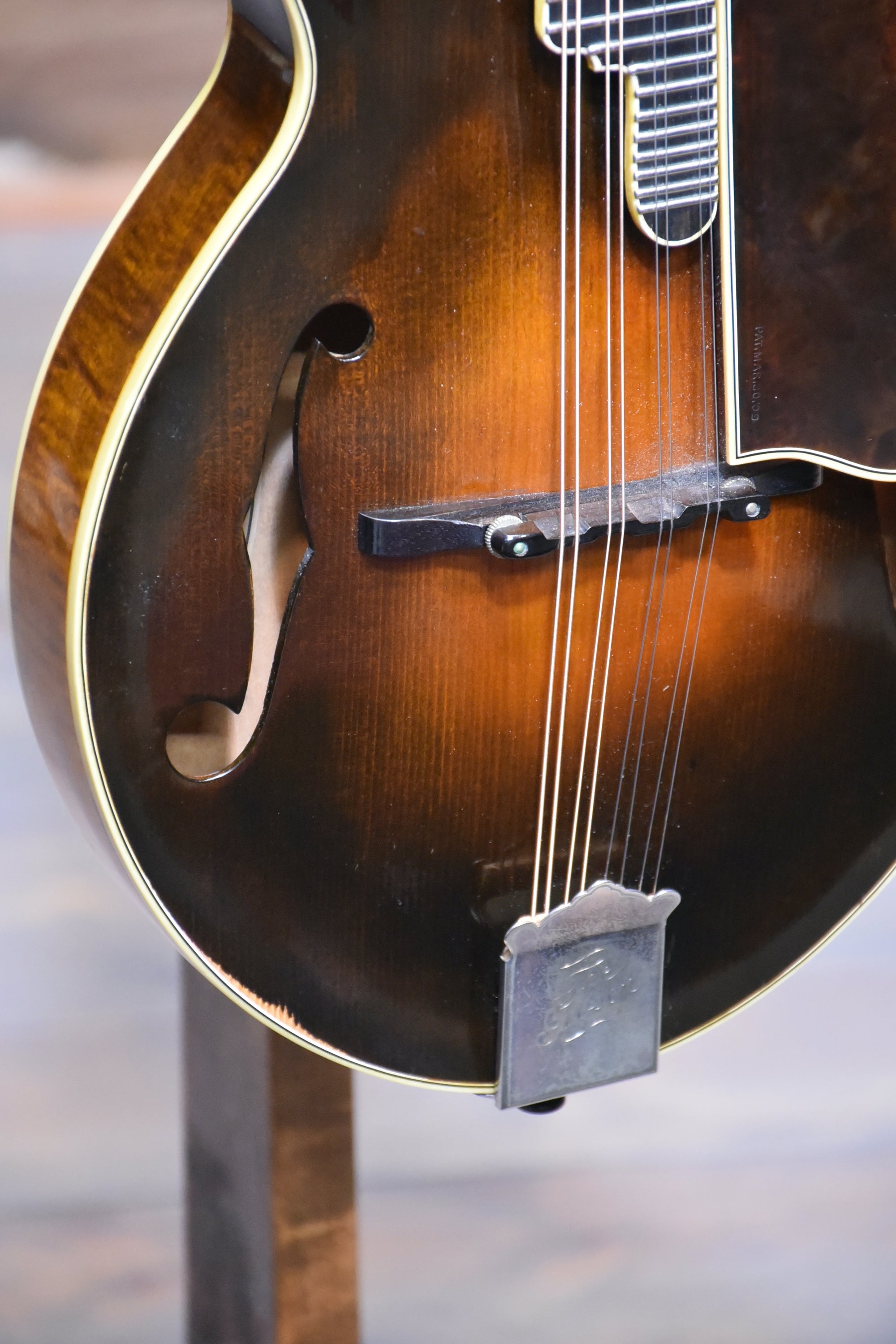 Pre-Owned 1924 Gibson Lloyd Loar Mandolin With Case