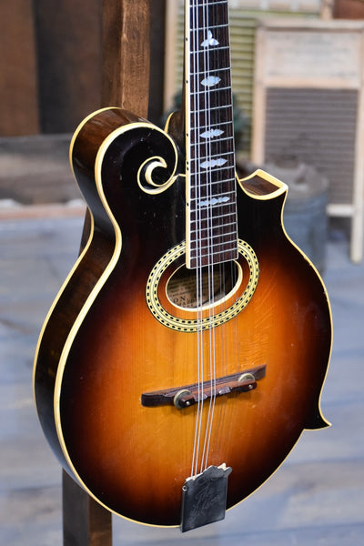 Pre-Owned 1940 F4 Gibson F-Style Mandolin With Case