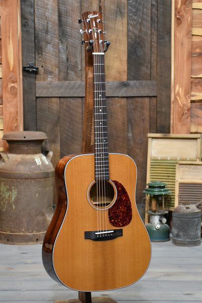 Bristol by Blueridge BD-216 Dreadnaught Acoustic Guitar With Case