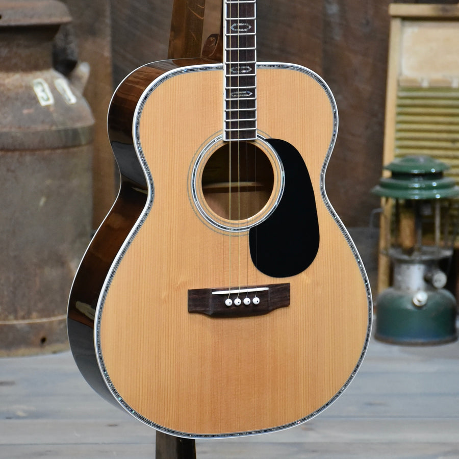 Blueridge Contemporary Series BR-70T Tenor Guitar With Case