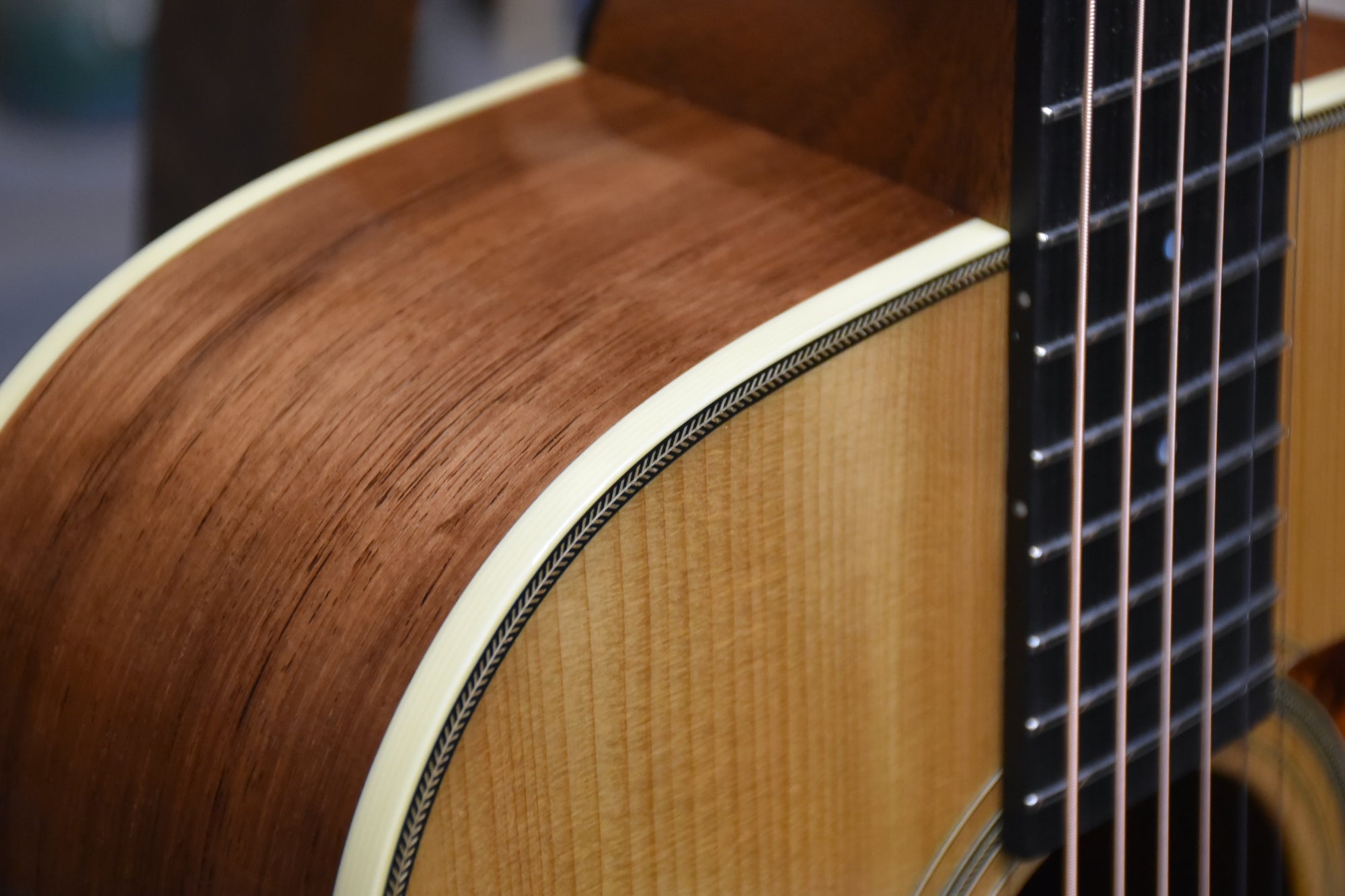 Gallagher Guitar Co. Bluegrass Bell Madagascar Dreadnought Guitar With Case