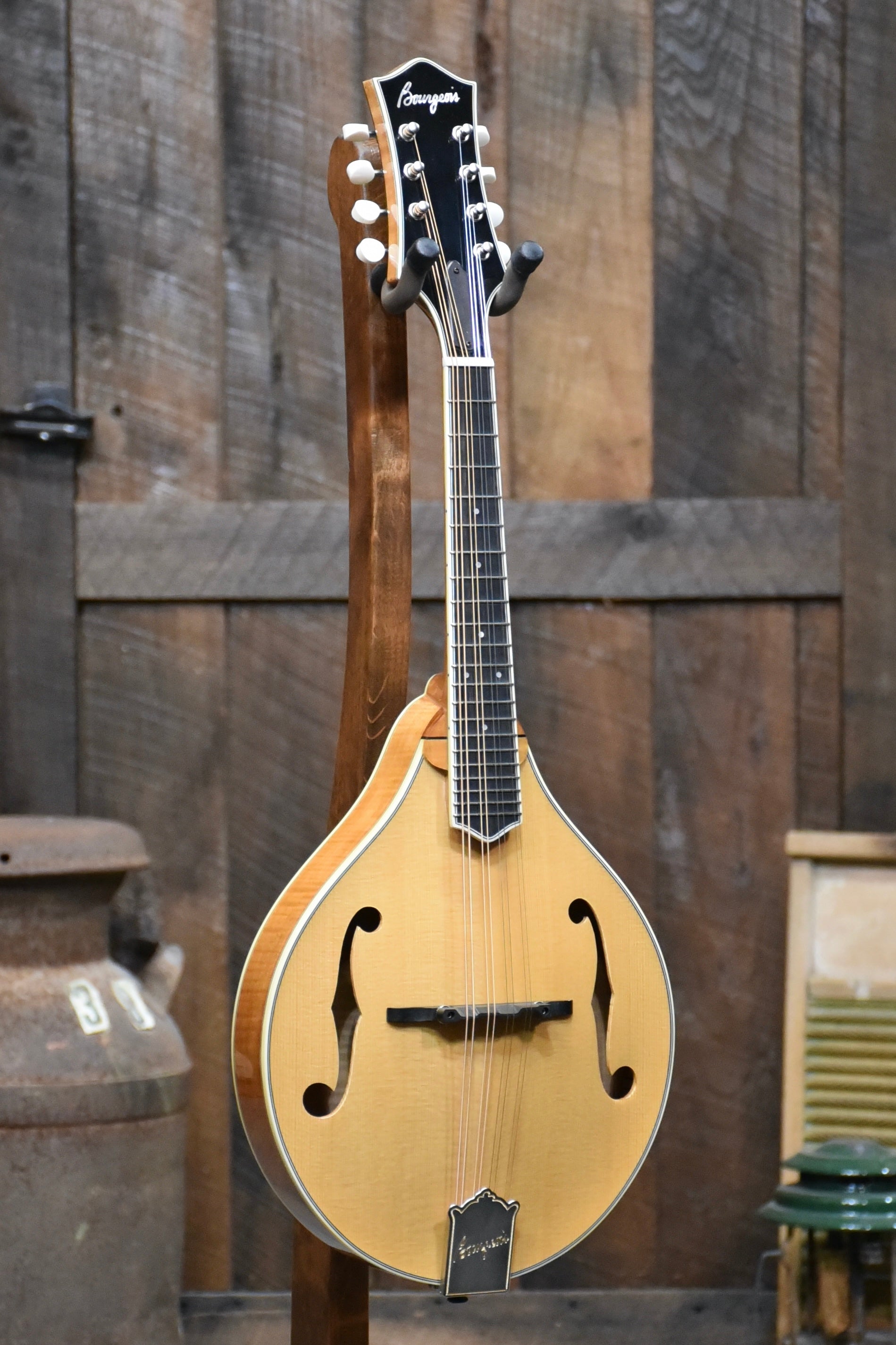 Bourgeois M5A A-Style Mandolin With Case