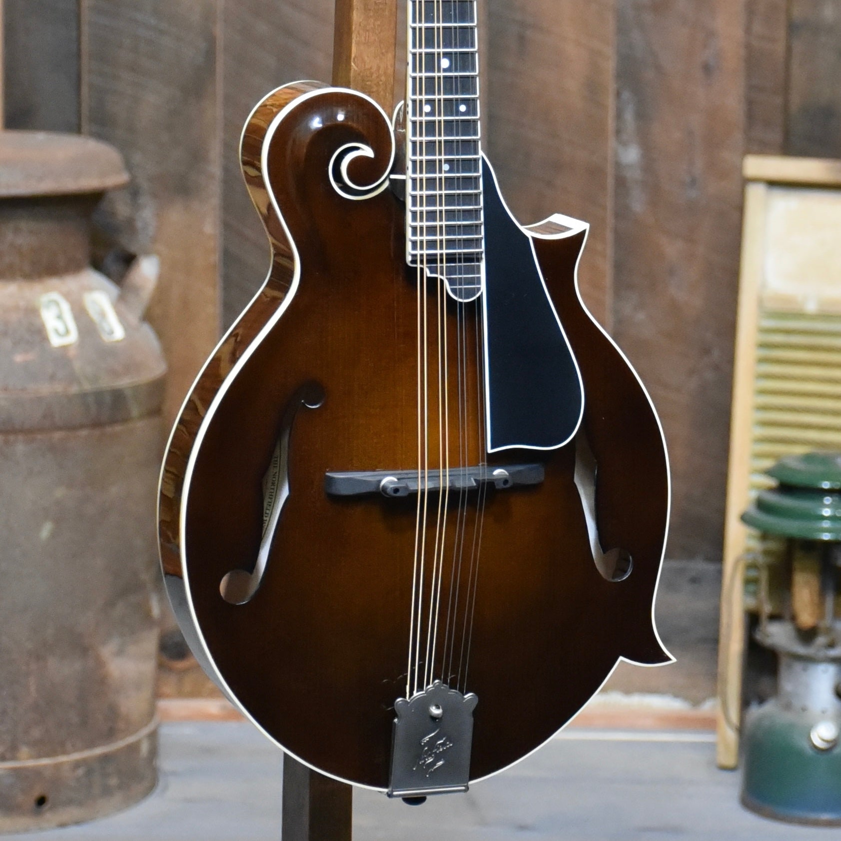 Northfield Big Mon Wide-Nut F-Style Mandolin With One Piece Back and Case - Brown