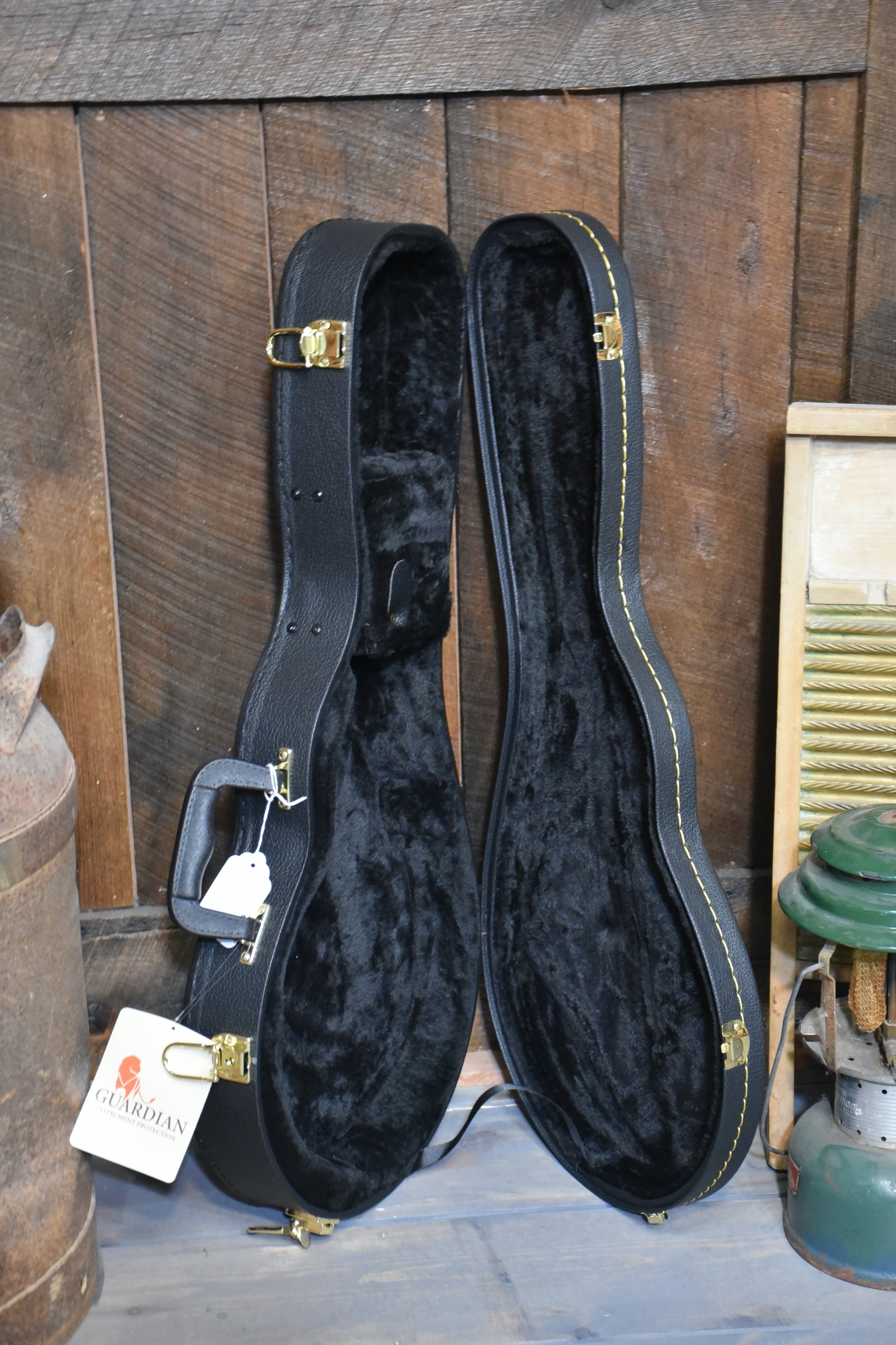 Guardian CG-020-MF Economy F-Style Hardshell Mandolin Case