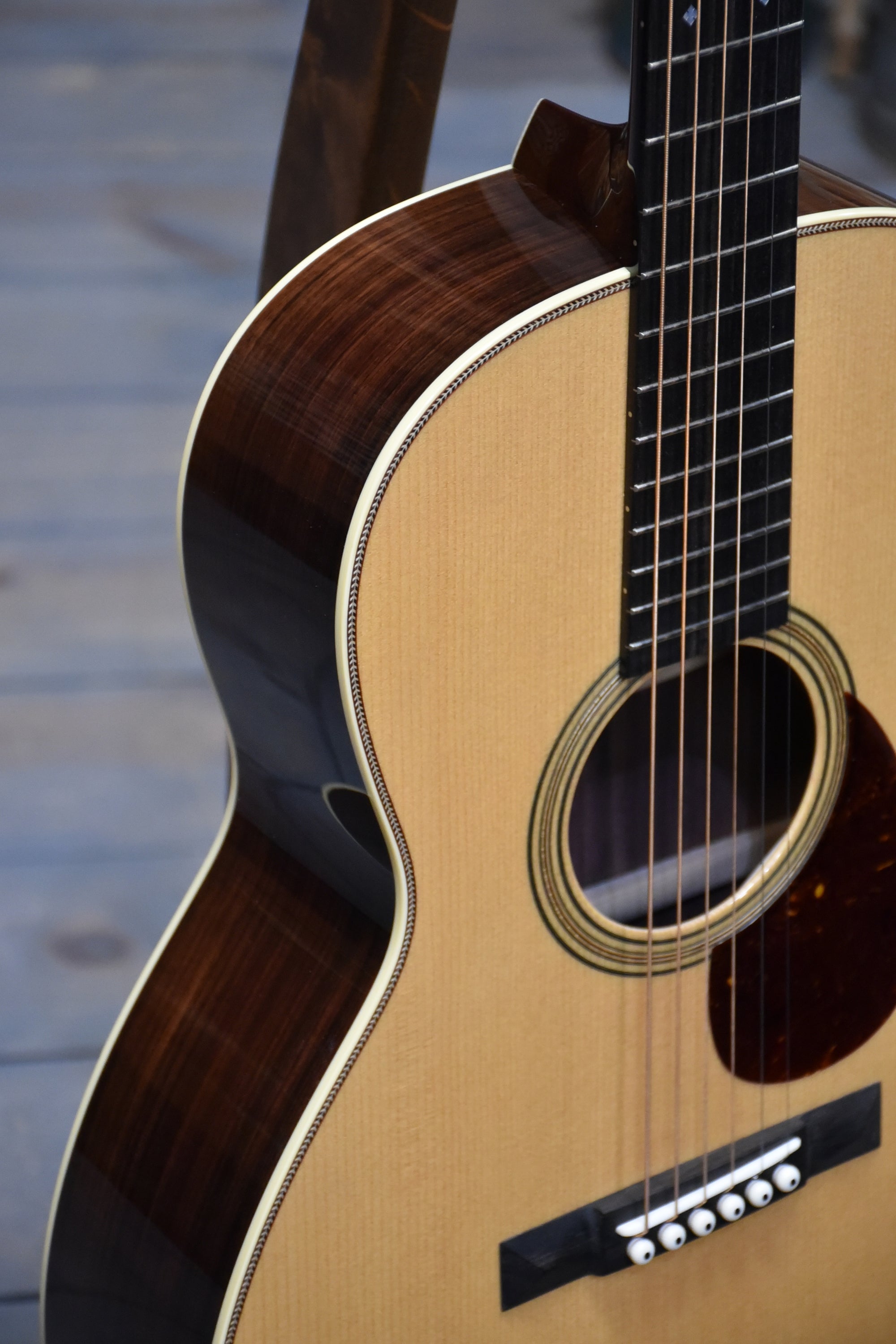 Collings 002H-T Traditional Package 12-Fret Acoustic Guitar With Case