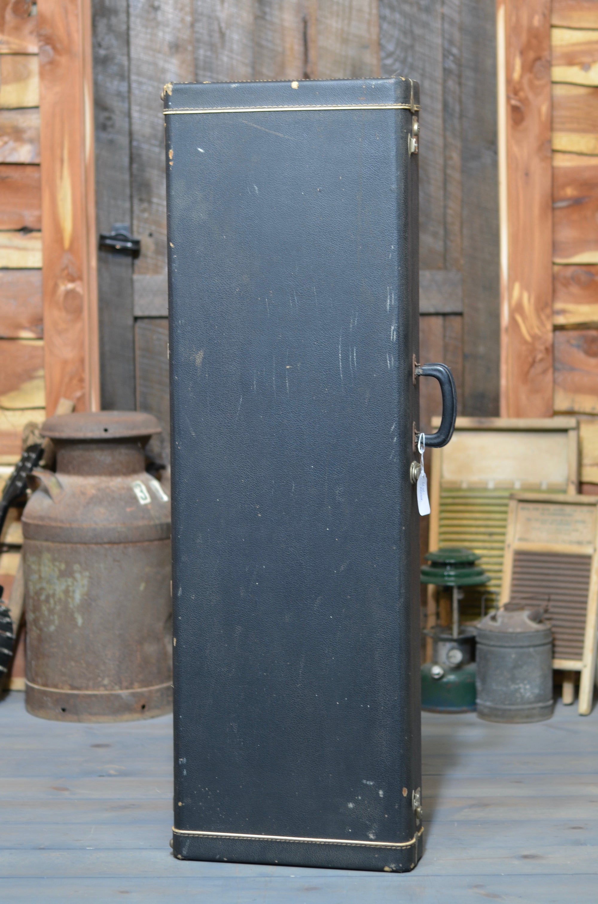 Pre-Owned Peavey T-40 Electric Bass With Case