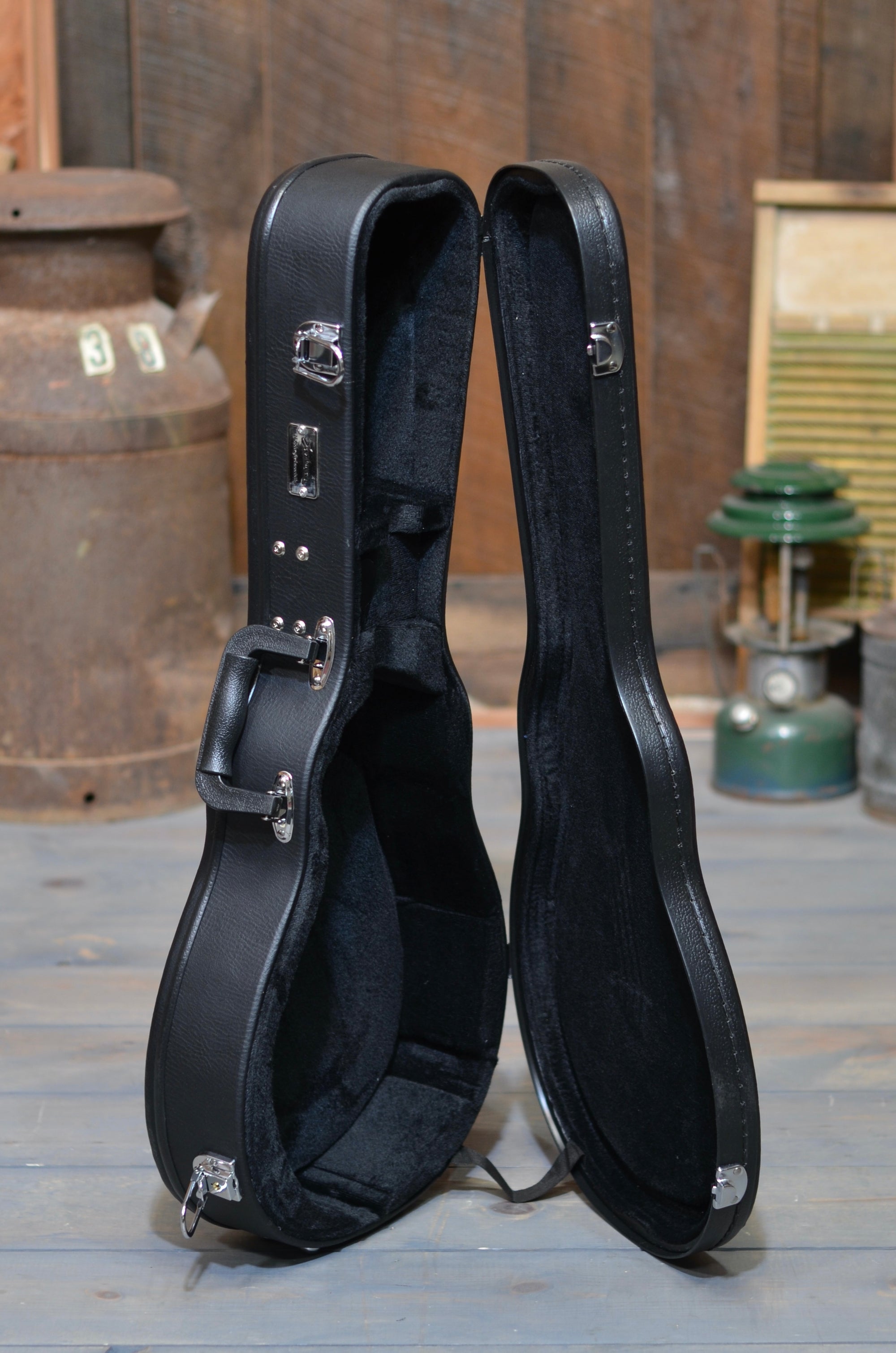 Eastman MD515 CC/TV F-Style Mandolin With Case