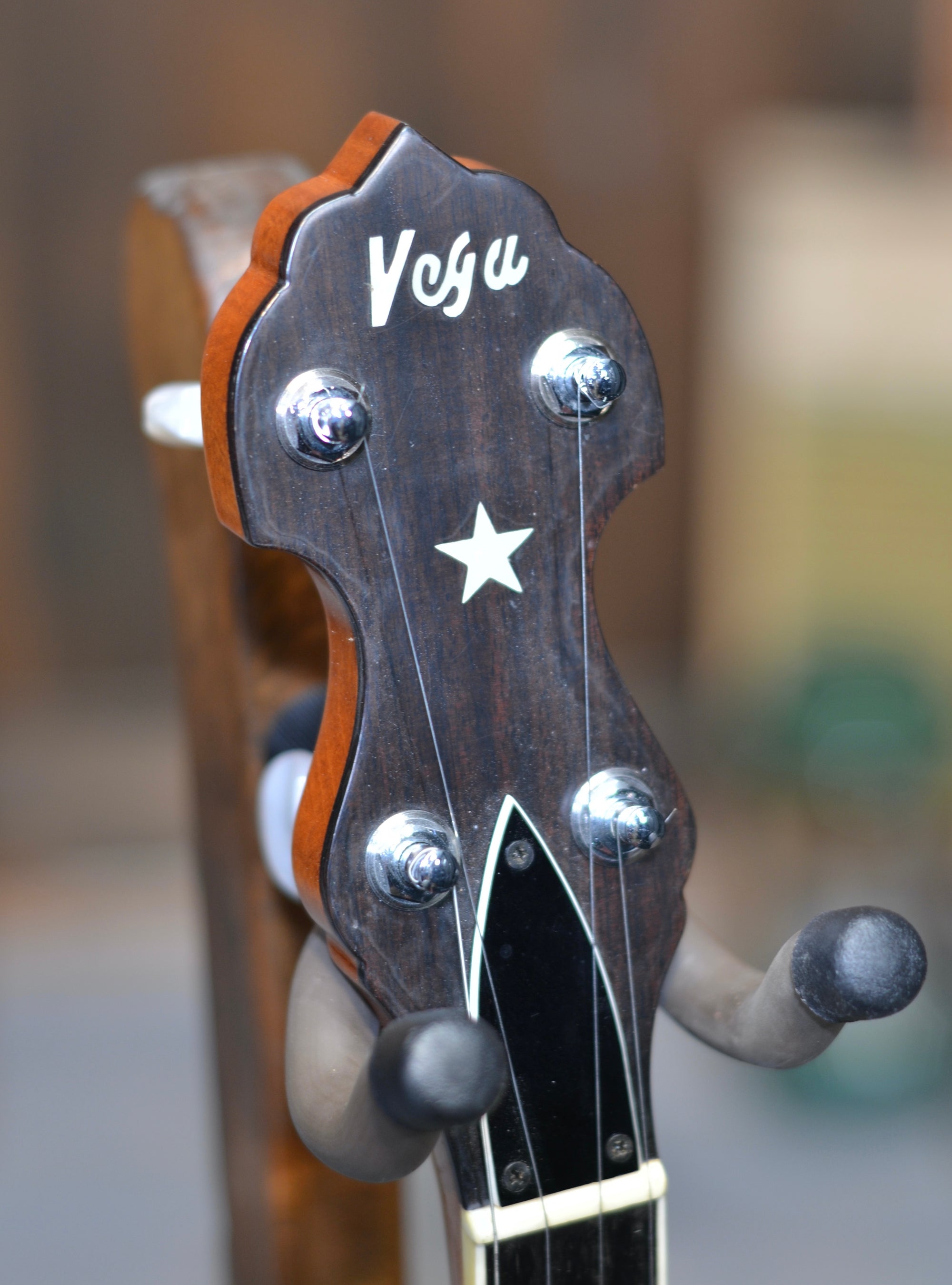 Pre-Owned Vega Banjo with Case