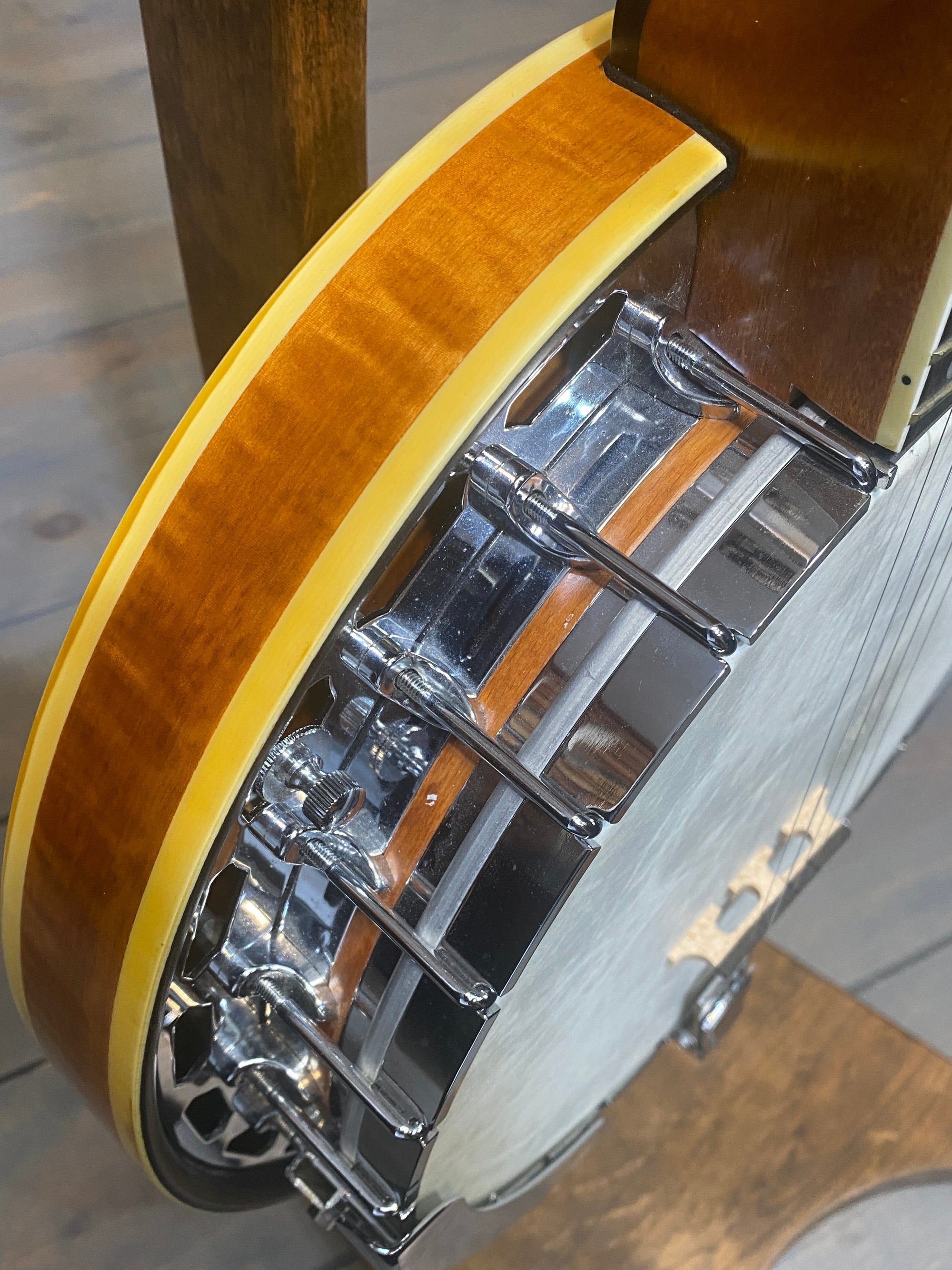 Pre-Owned Vega Banjo with Case