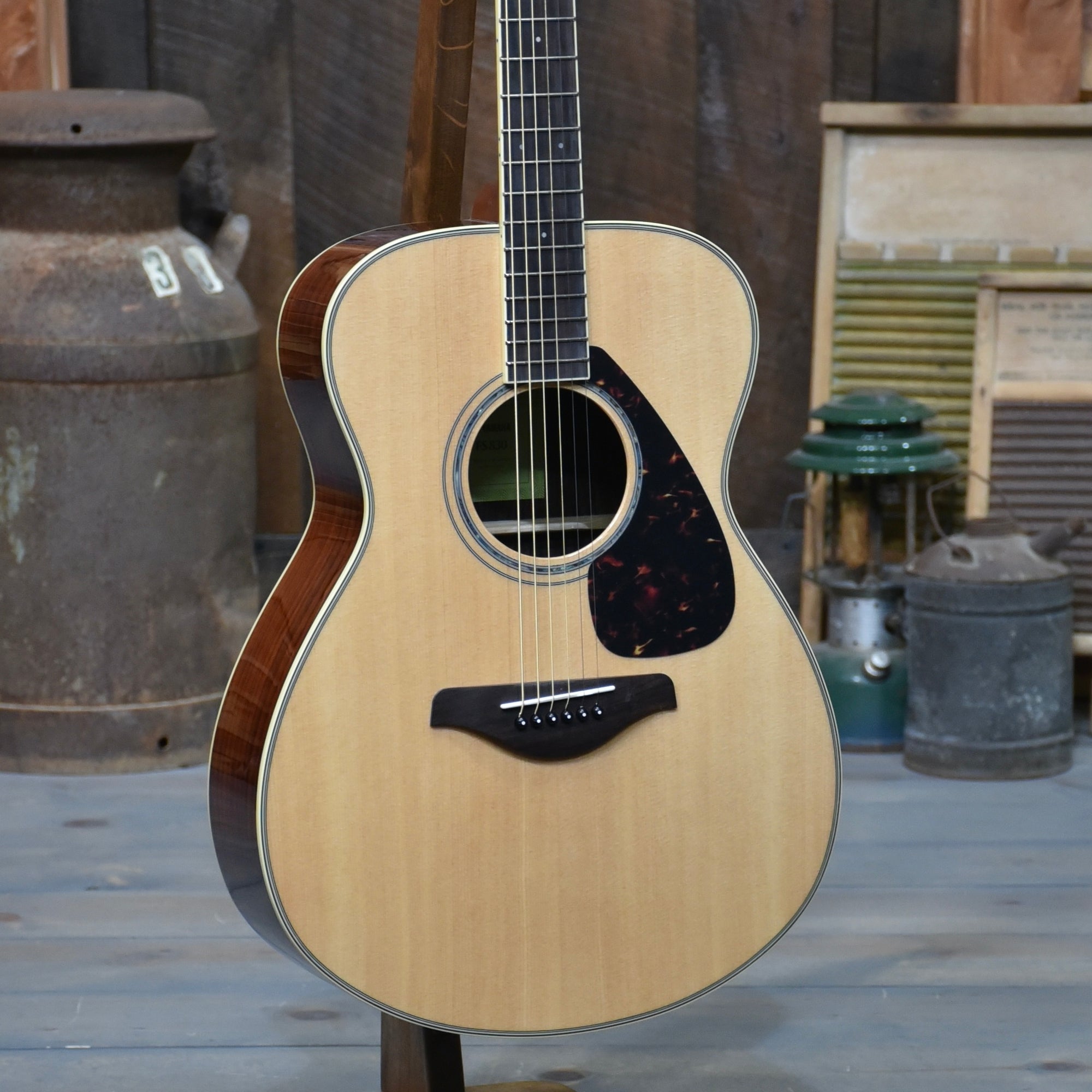 Yamaha FS830 Small Body Acoustic Guitar - Natural