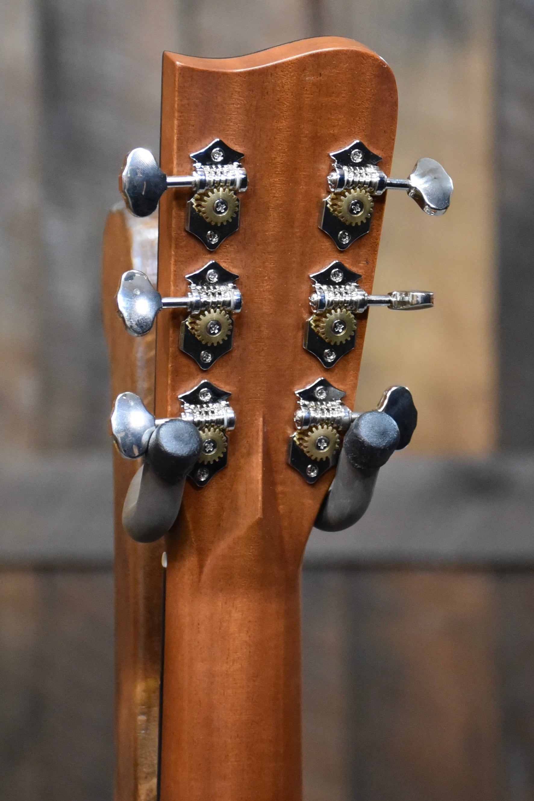 Gallagher Guitar Co. GA-50 Cherry Grand Auditorium Guitar With Case