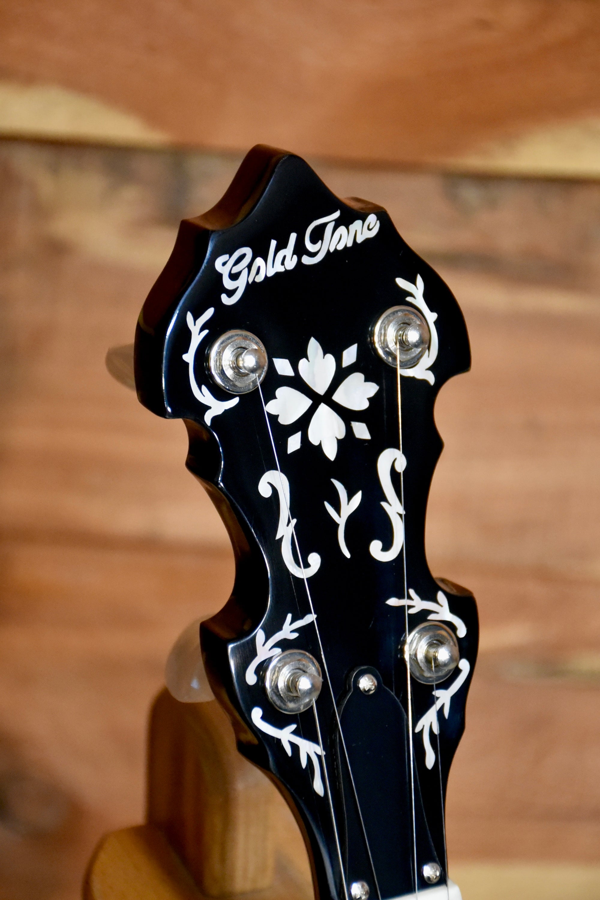 Gold Tone Mastertone OB-Standard: Orange Blossom Maple Resonator 5-String Banjo with Case