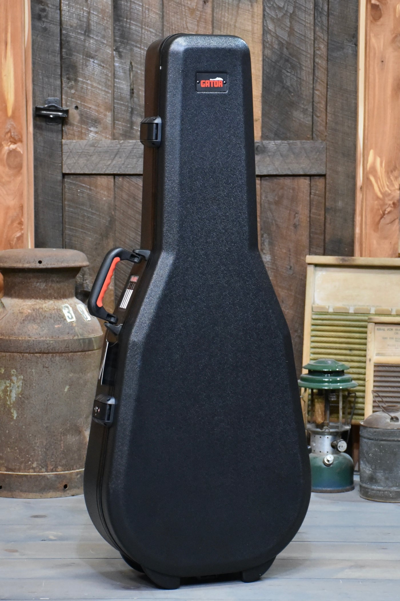 Gator ATA Molded Guitar Case With TSA latches for Acoustic Guitars