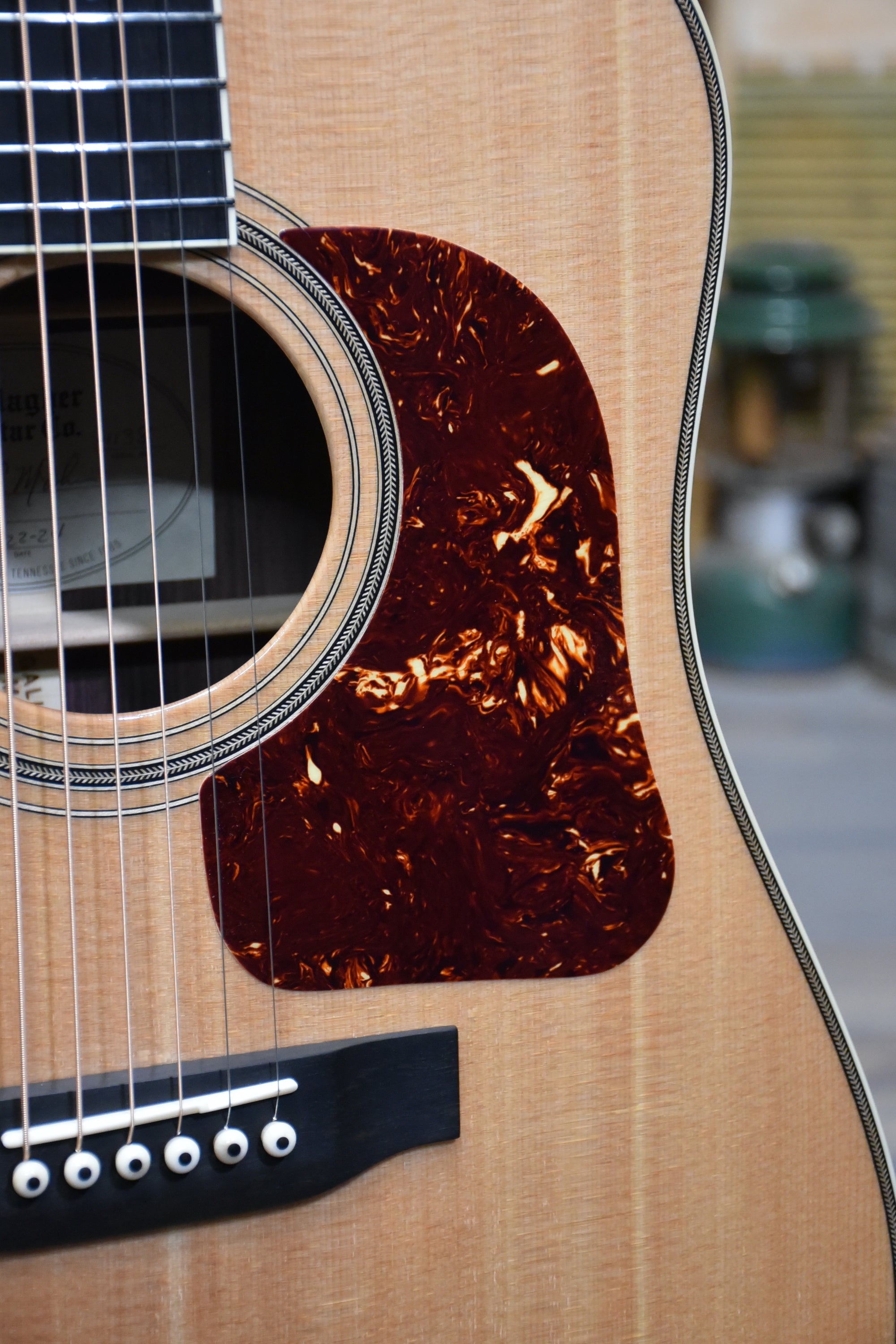 Gallagher Guitar Co. G-70 Dreadnought Guitar With Case