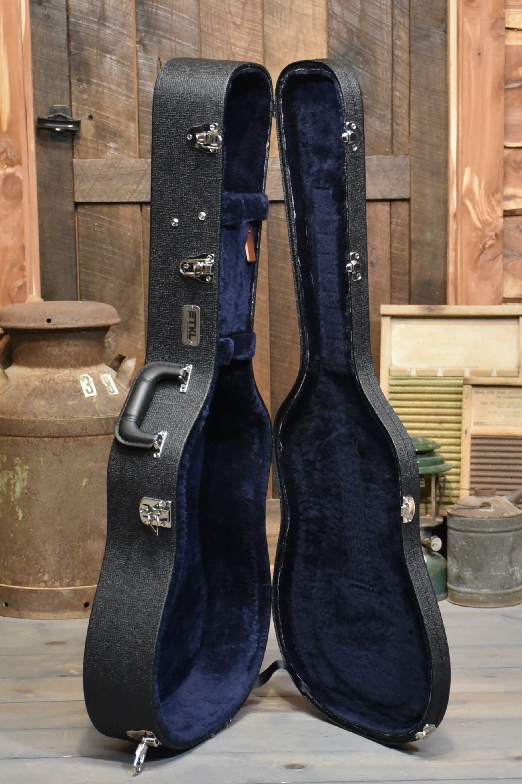 Gallagher Guitar Co. G-70 Dreadnought Guitar With Case