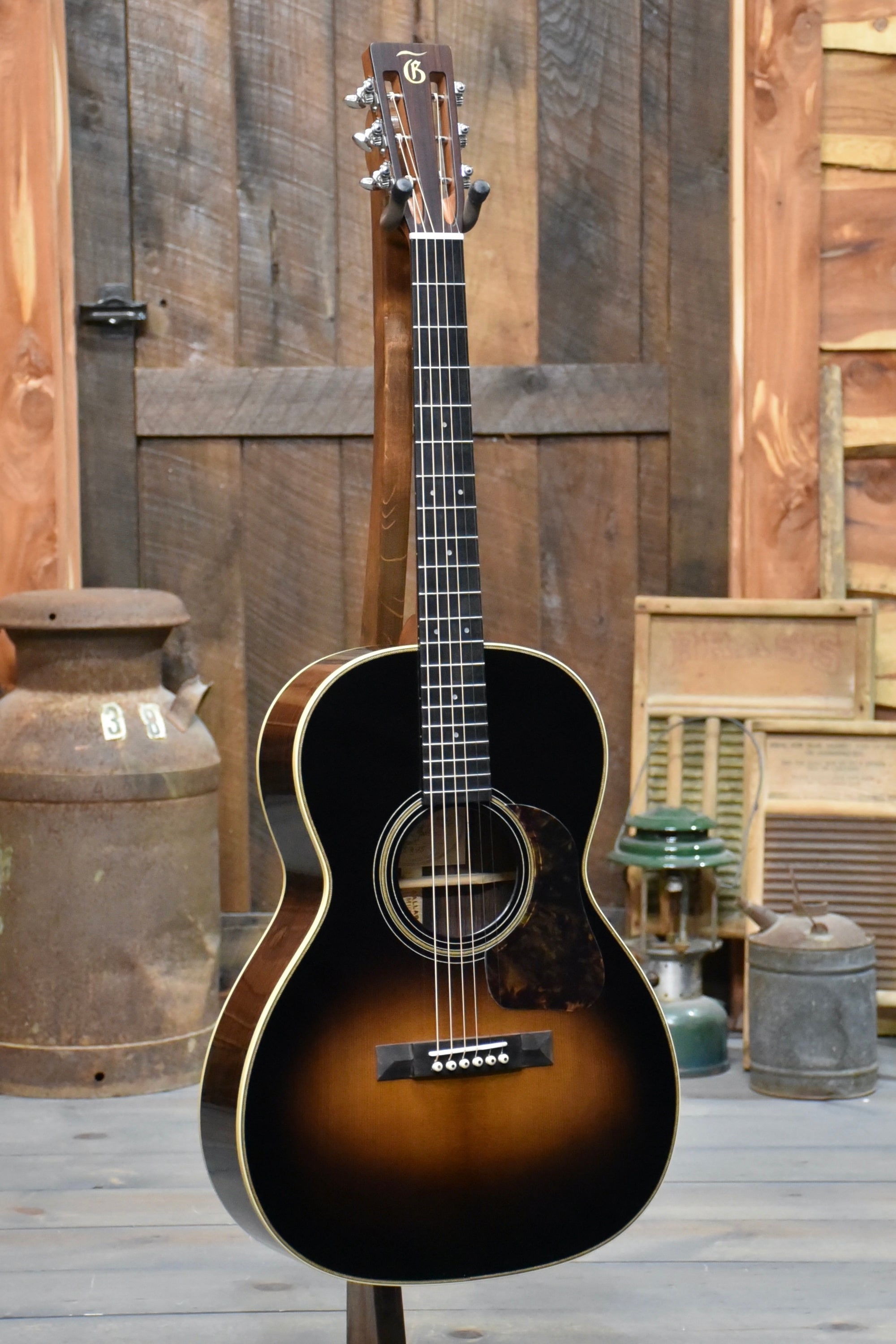 Gallagher Guitar Co. Bluegrass Bell Grand Concert Guitar With Case