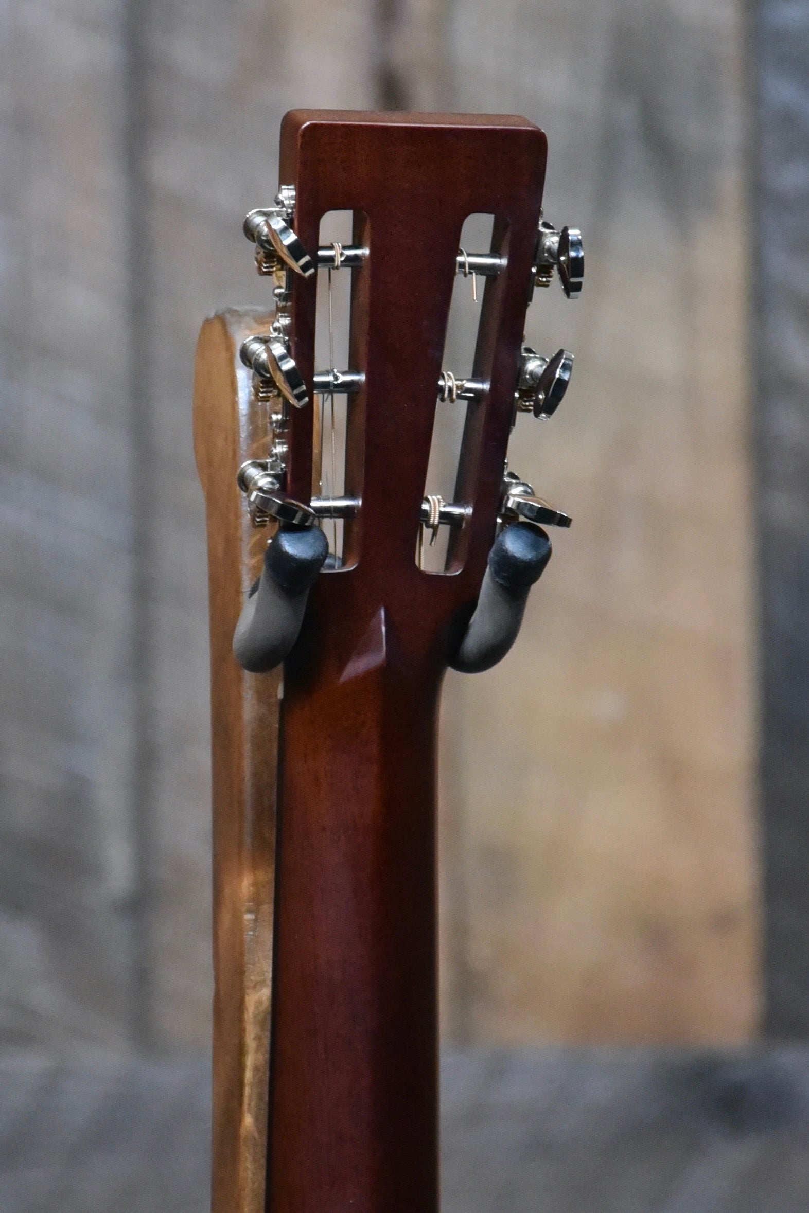 Gallagher Guitar Co. Custom Bluegrass Bell Rosewood Slope Shoulder 12 Fret Dreadnought Guitar With Case