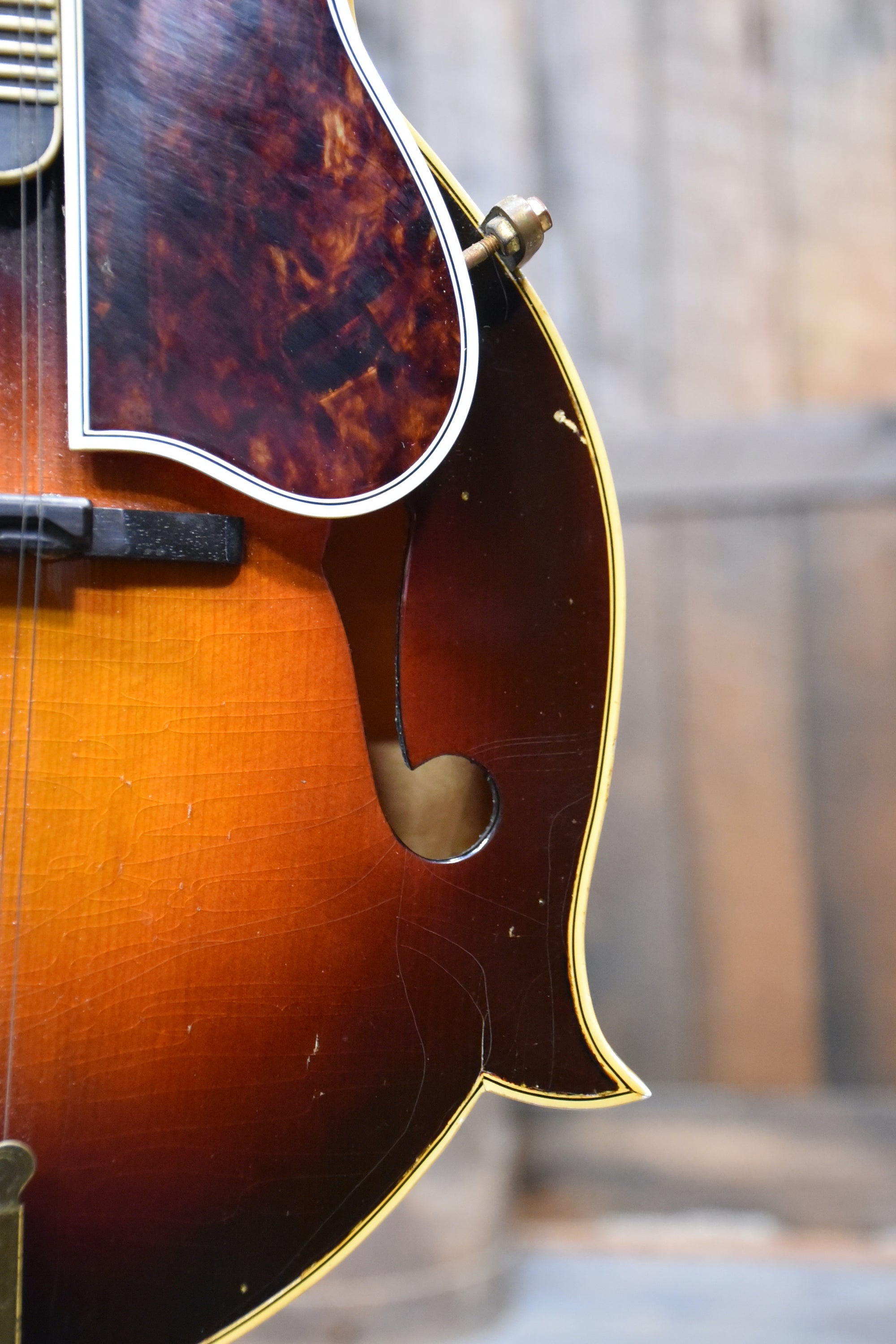 Pre-Owned 1941 F-5 Gibson F-Style Mandolin with Case