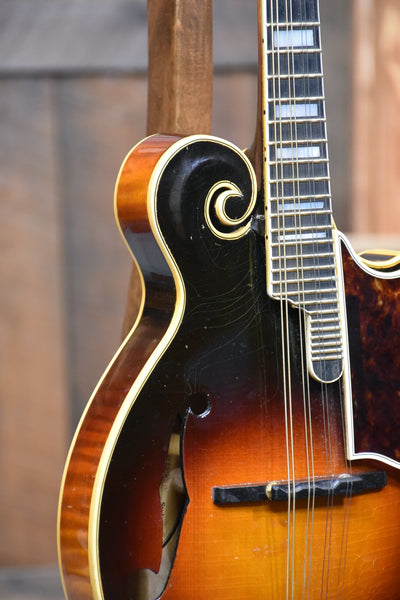 Pre-Owned 1941 F-5 Gibson F-Style Mandolin with Case