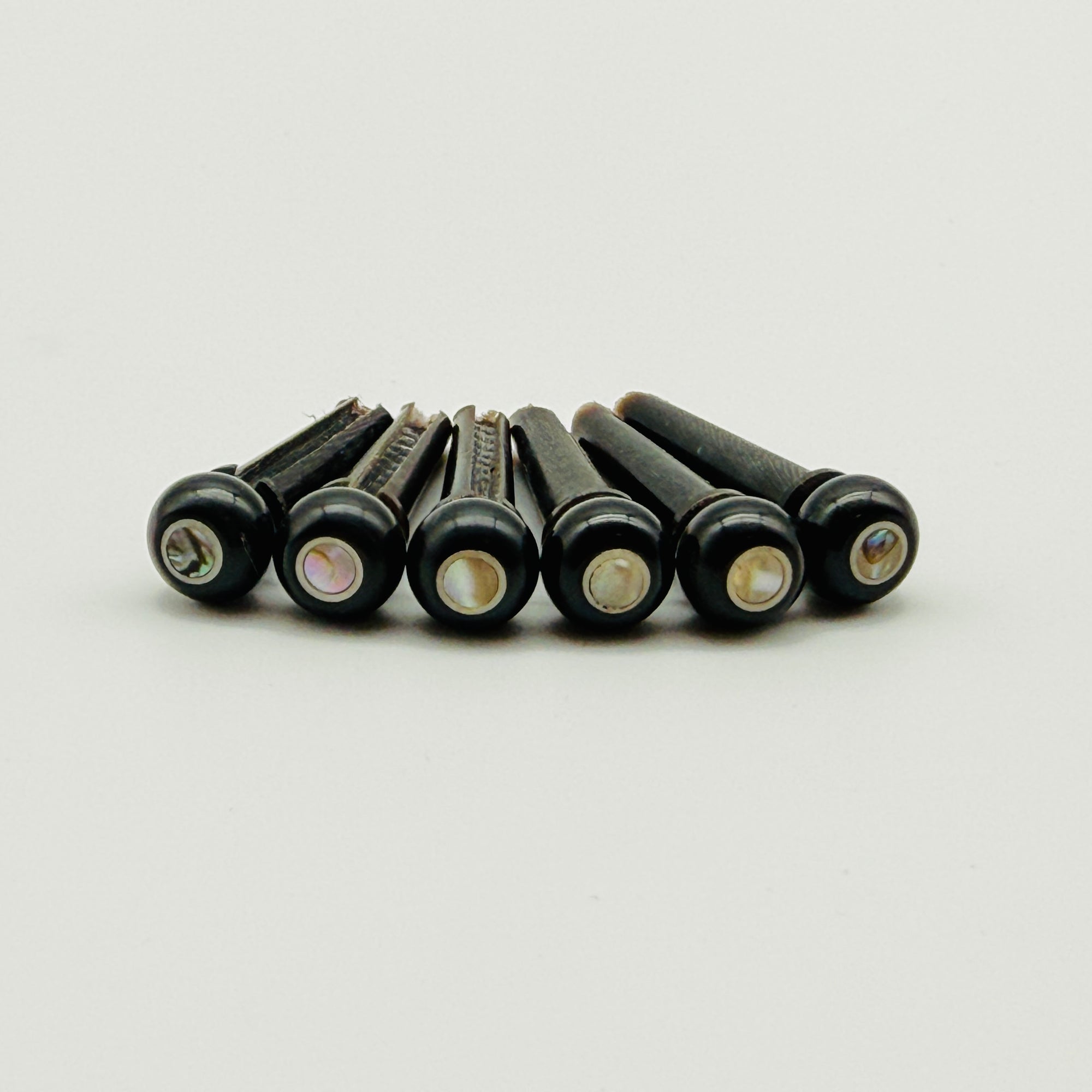 John Pearse Kingpins Horn With Abalone Dot/White French Eye Bridge Pins - Set of 6