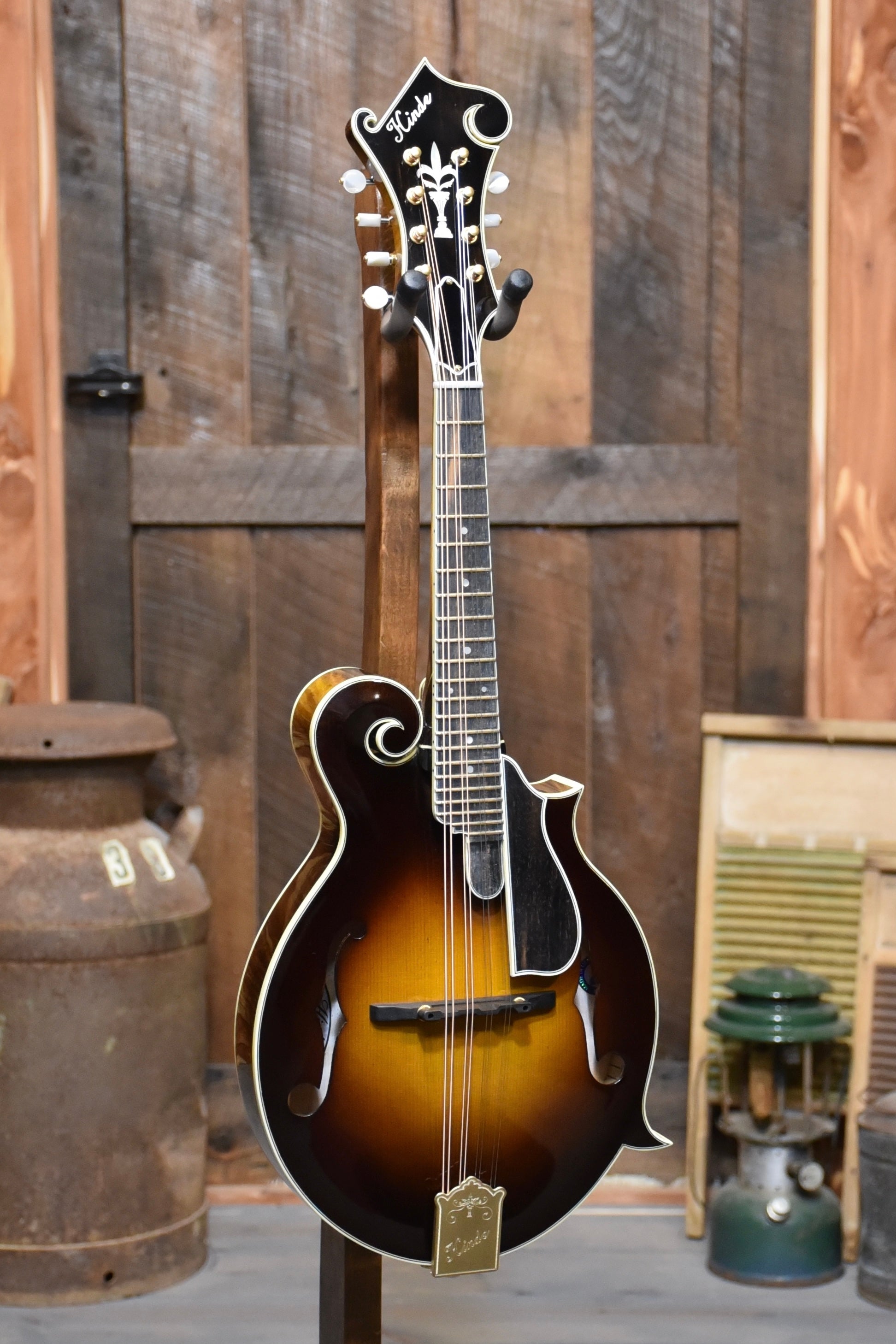 Hinde F-Style Mandolin With Hoffee Case