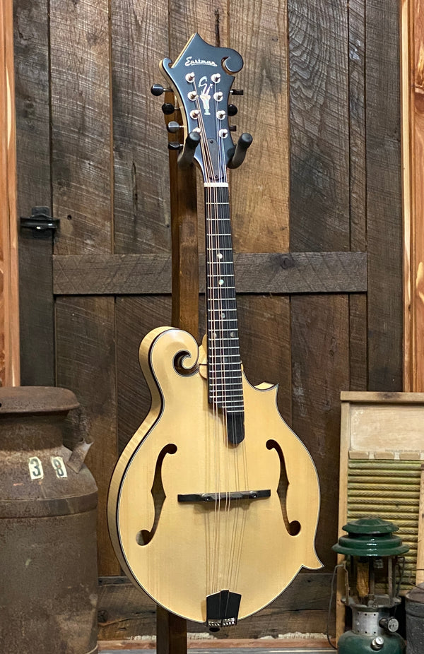 Eastman MD915BD Blonde FStyle Mandolin With Case Banjo Ben's