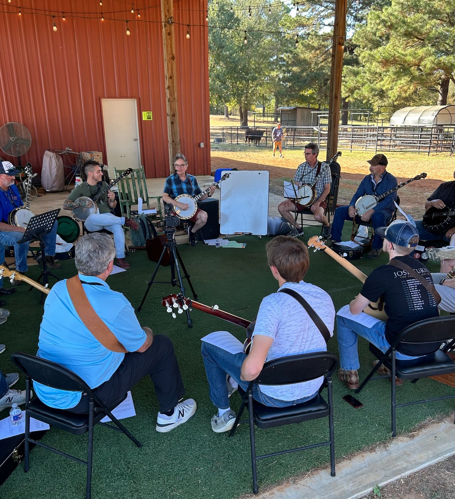 Banjo Ben's BANJO-ONLY Cabin Camp: Texas Farm! OCT 30-NOV 1, 2025!