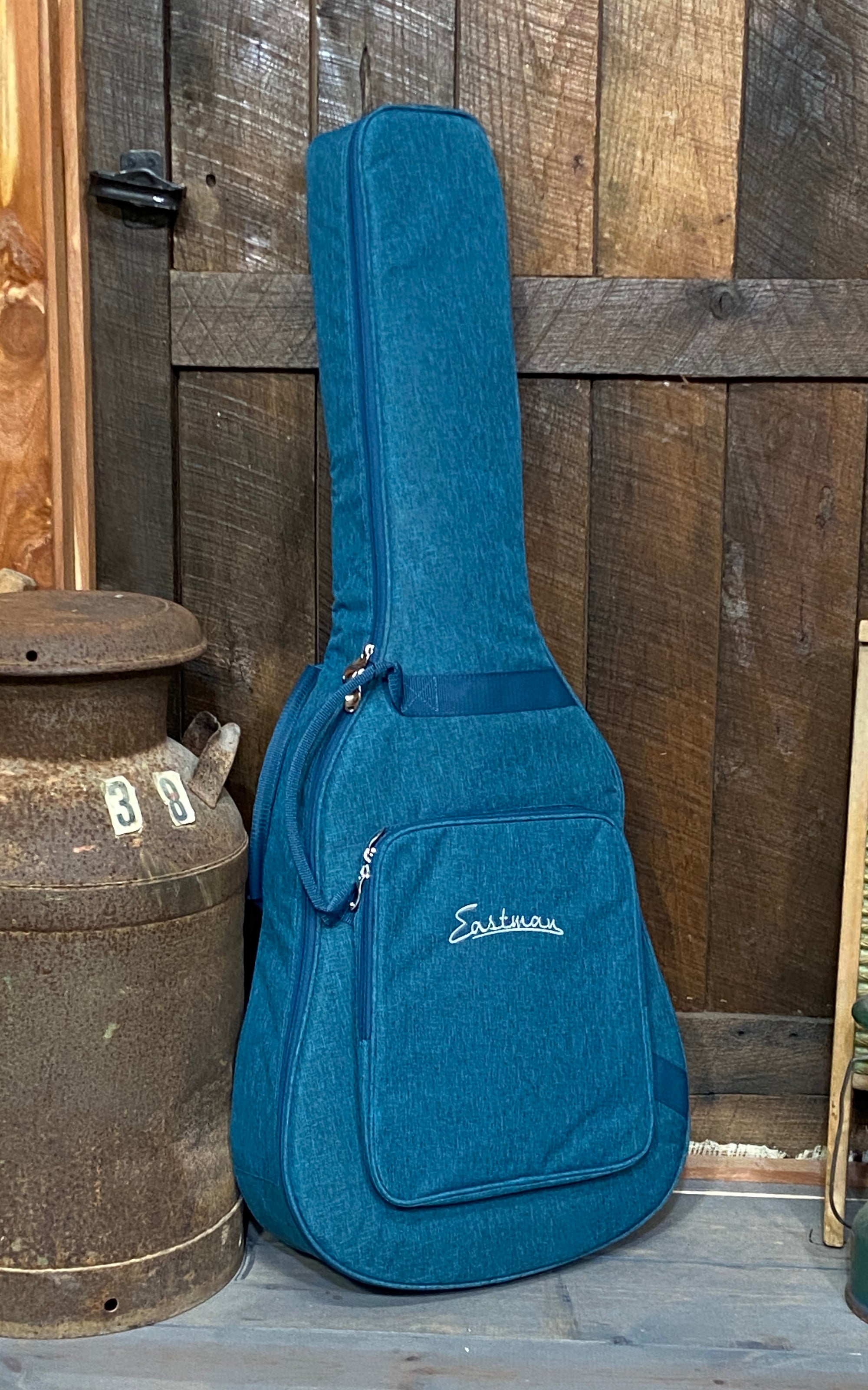 Eastman PCH1-D Sapele Dreadnought Solid Top Acoustic Guitar With Case