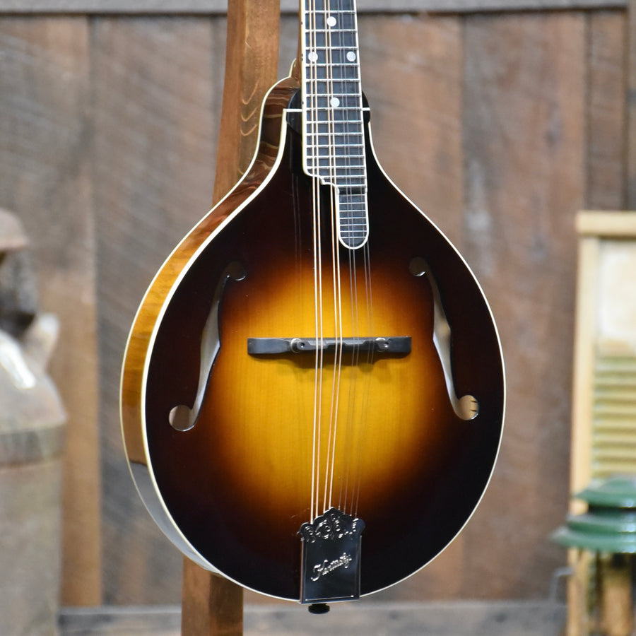 Kentucky KM-950 A-Style Mandolin With Case