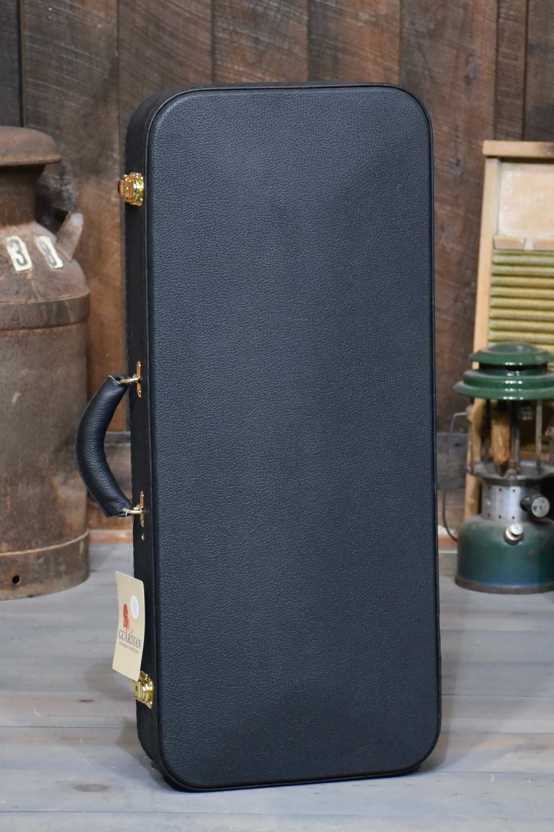 Eastman MD814 Oval Hole Mandolin With Case