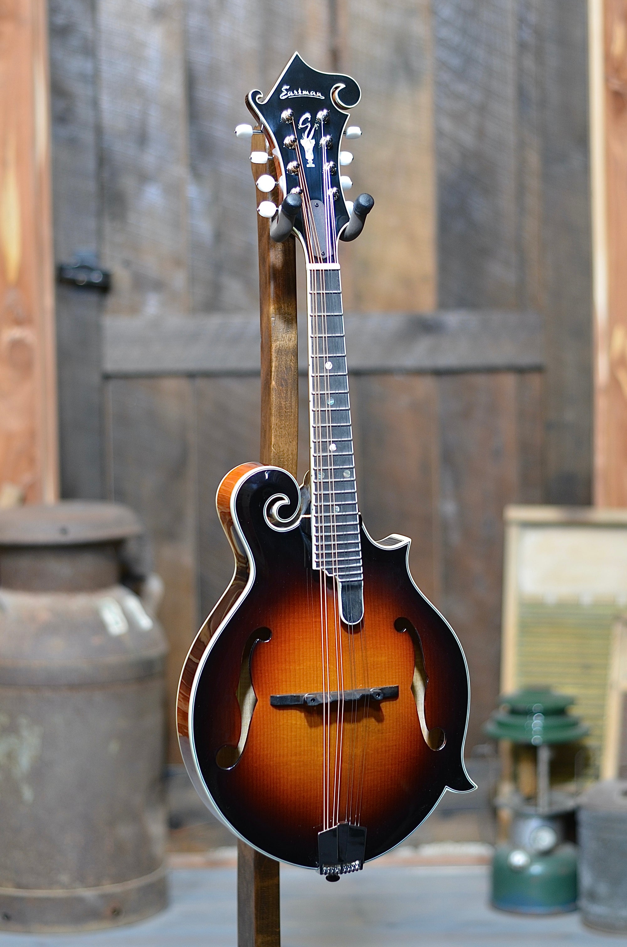 Eastman MD815-SB Sunburst F-Style Mandolin With Case - Banjo Ben's 