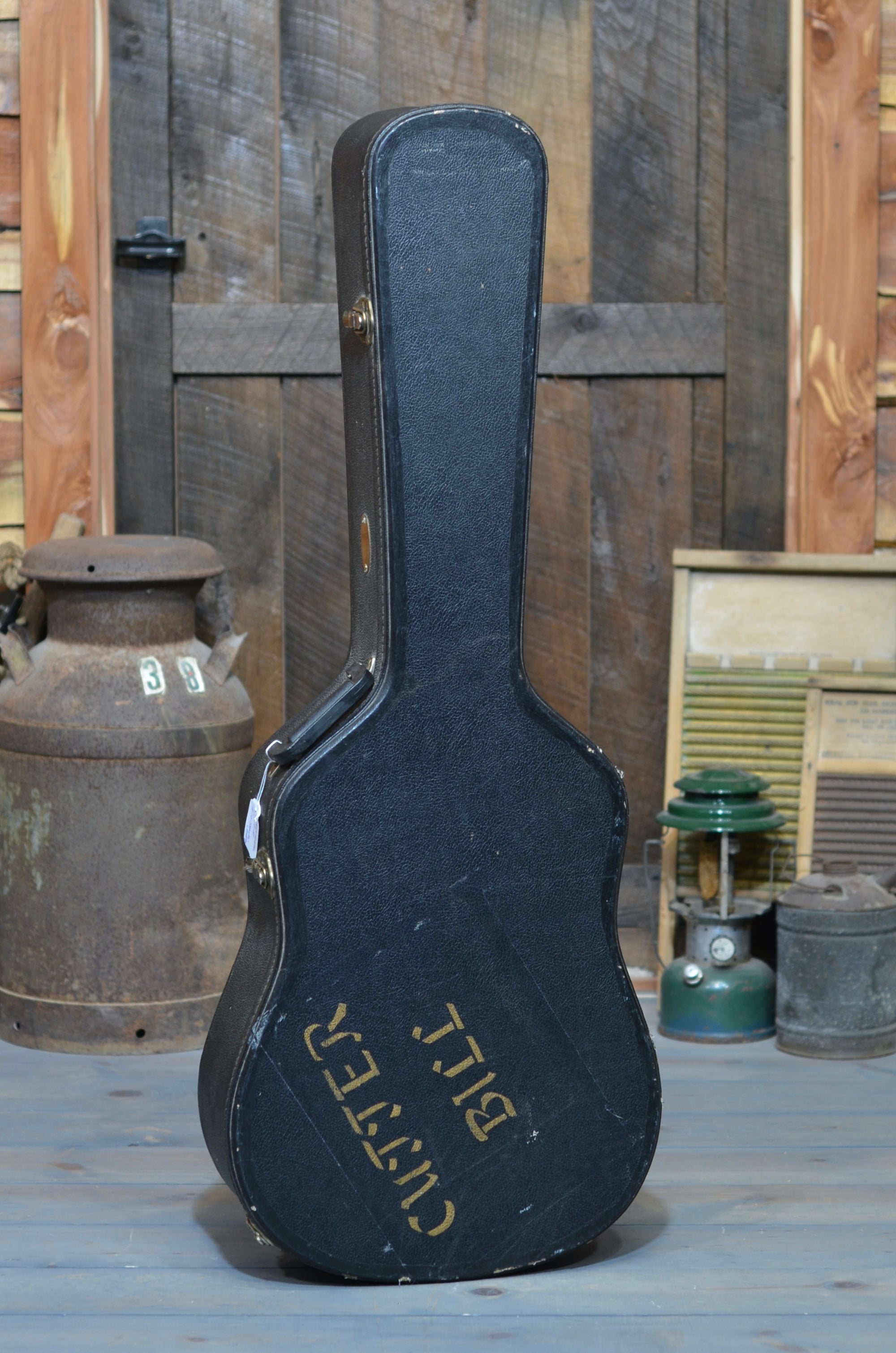 Martin d28 store case