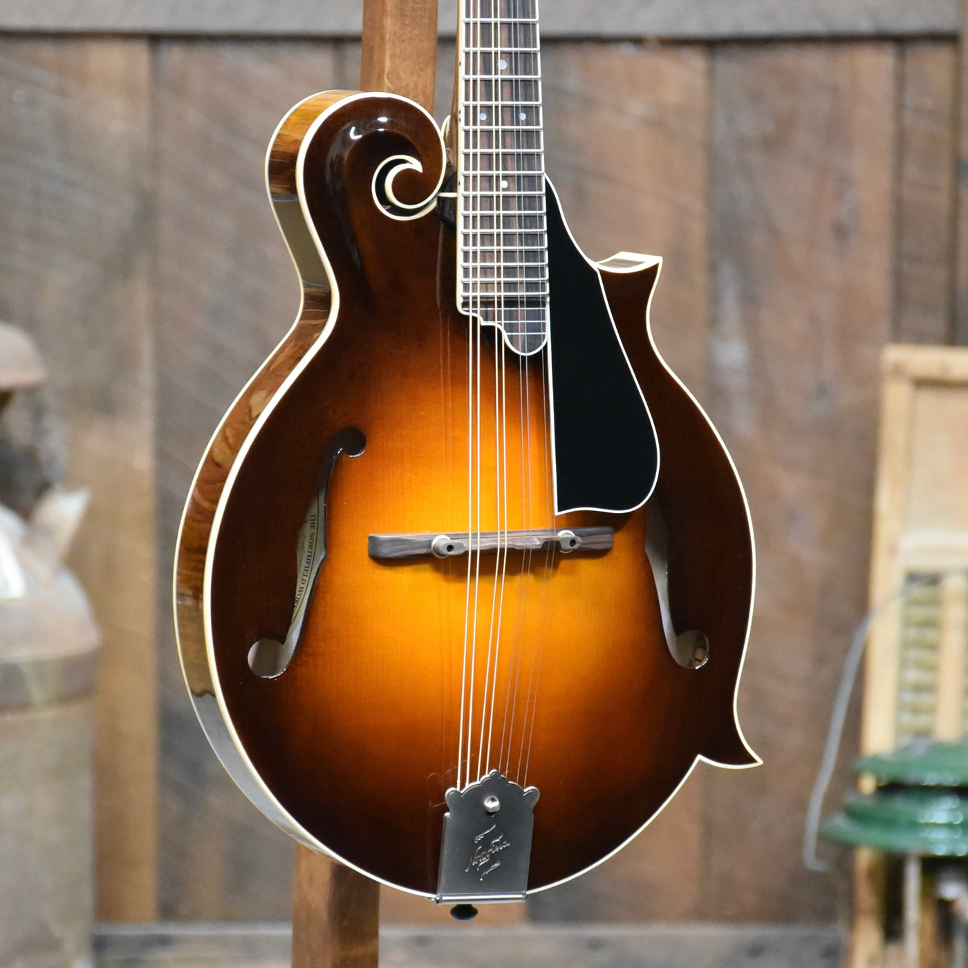 Northfield Big Mon F-Style Mandolin With Two-Piece Back And With Case