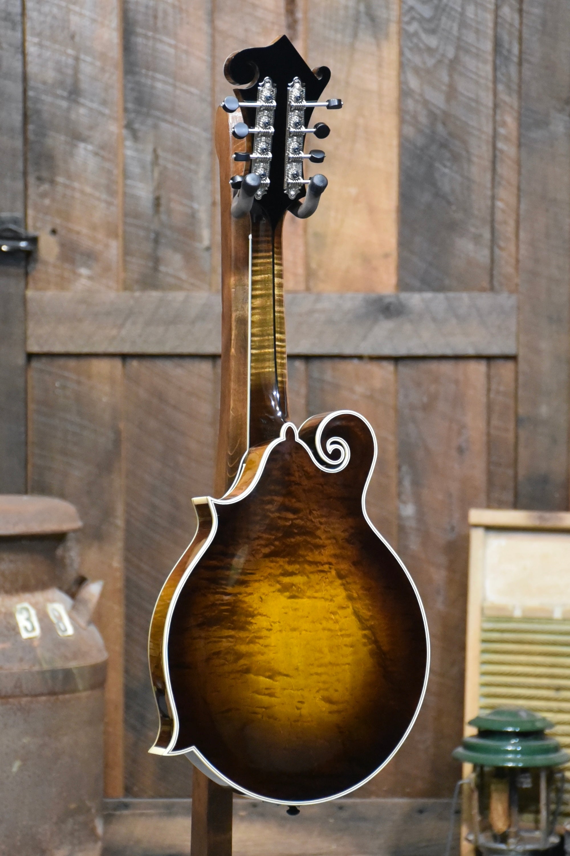 Northfield Artist Series Premium F-Style Wide-Nut One Piece Back Mandolin With Case