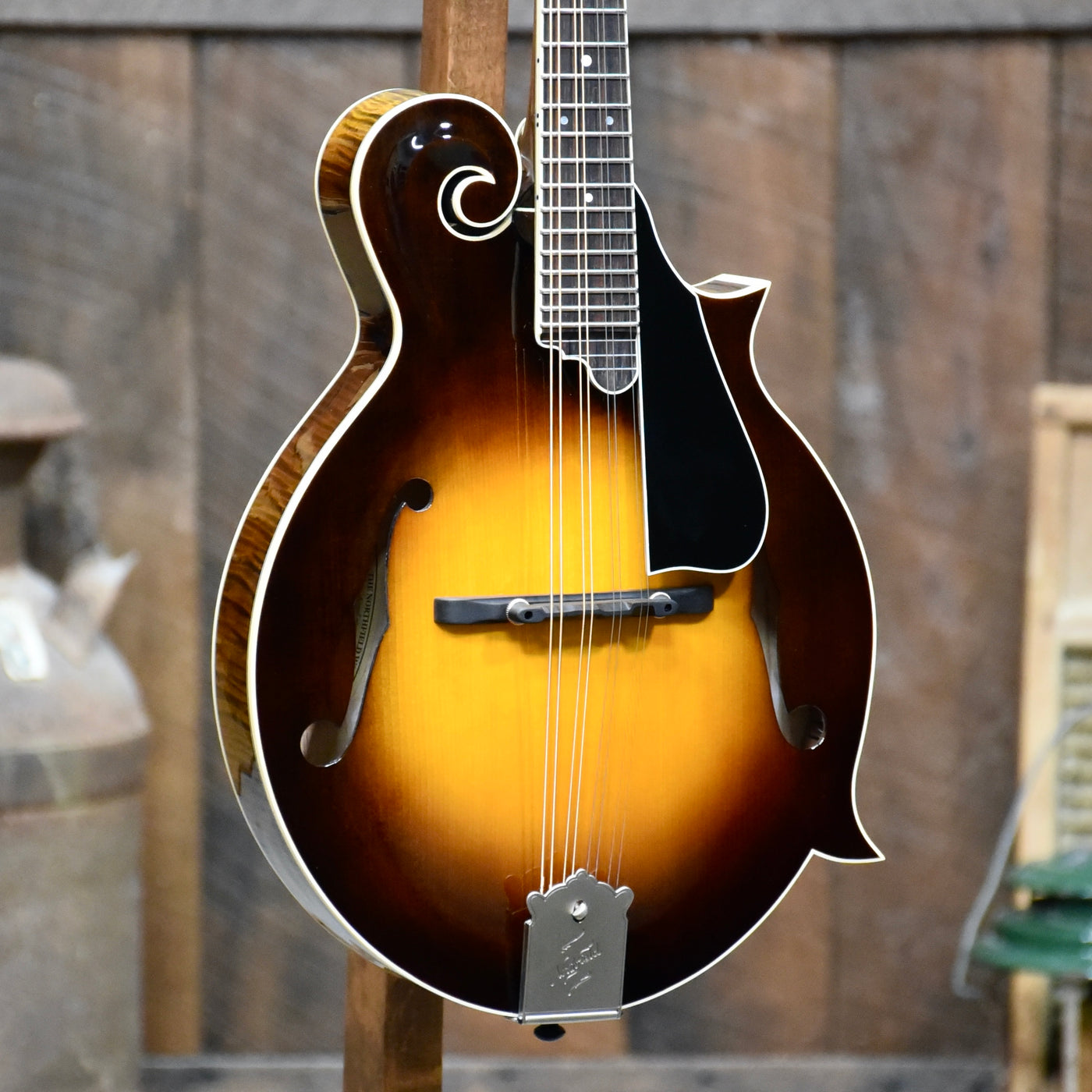 Northfield Big Mon F-Style Mandolin With Two-Piece Back And With Case