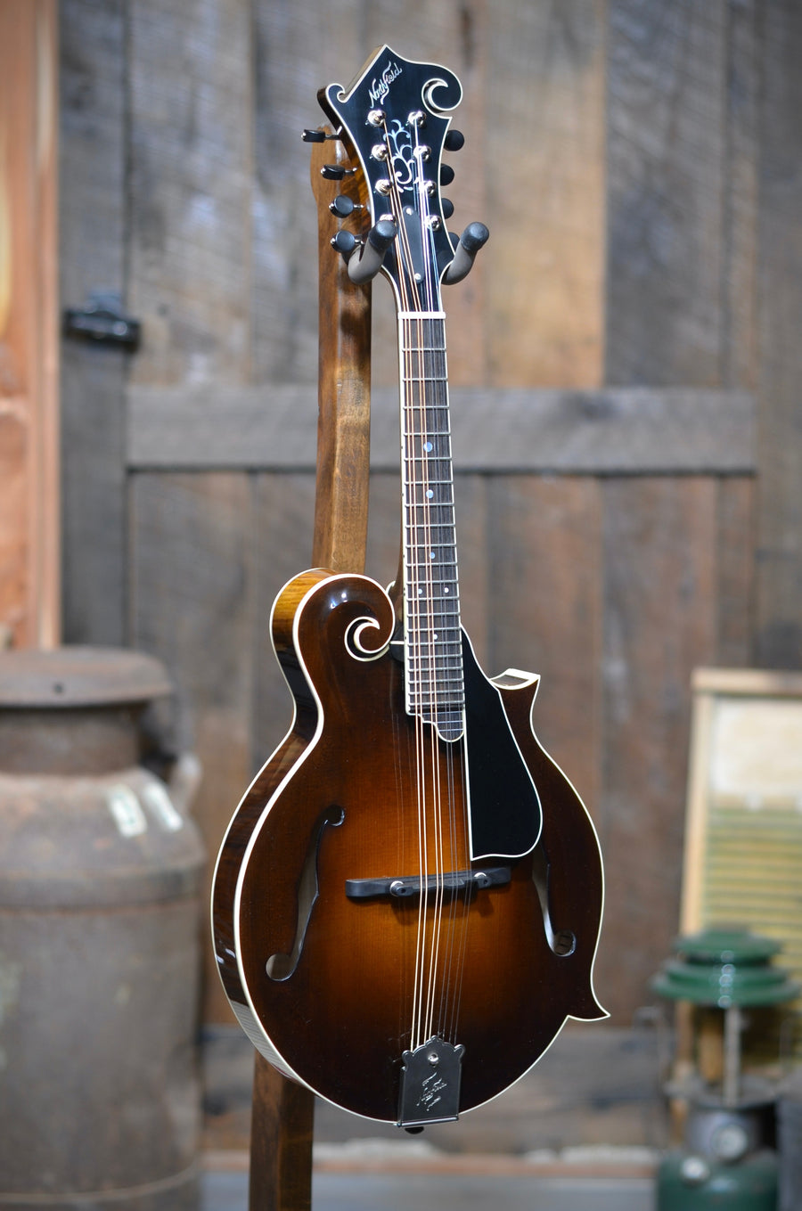 Northfield Big Mon Wide-Nut F-Style Mandolin With One Piece Back and Case - Brown