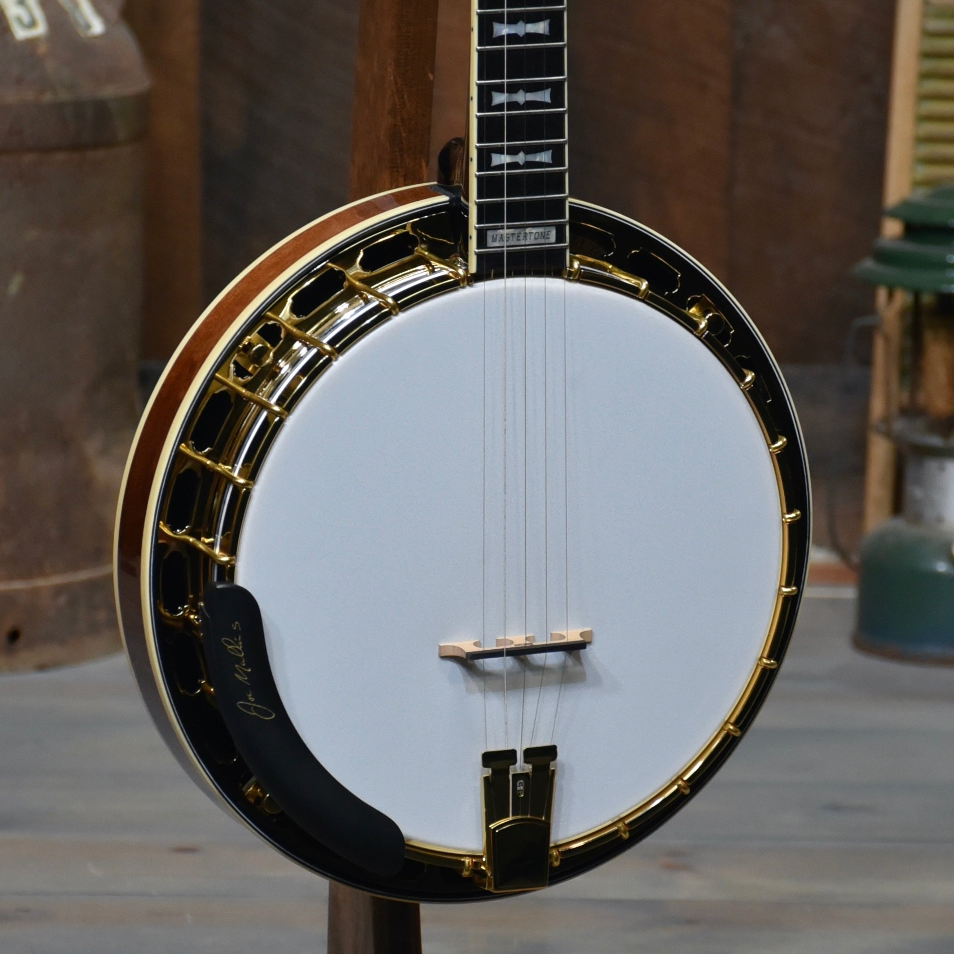 Gold Tone Mastertone™ OB-2JM Joe Mullins Bowtie Banjo with Case