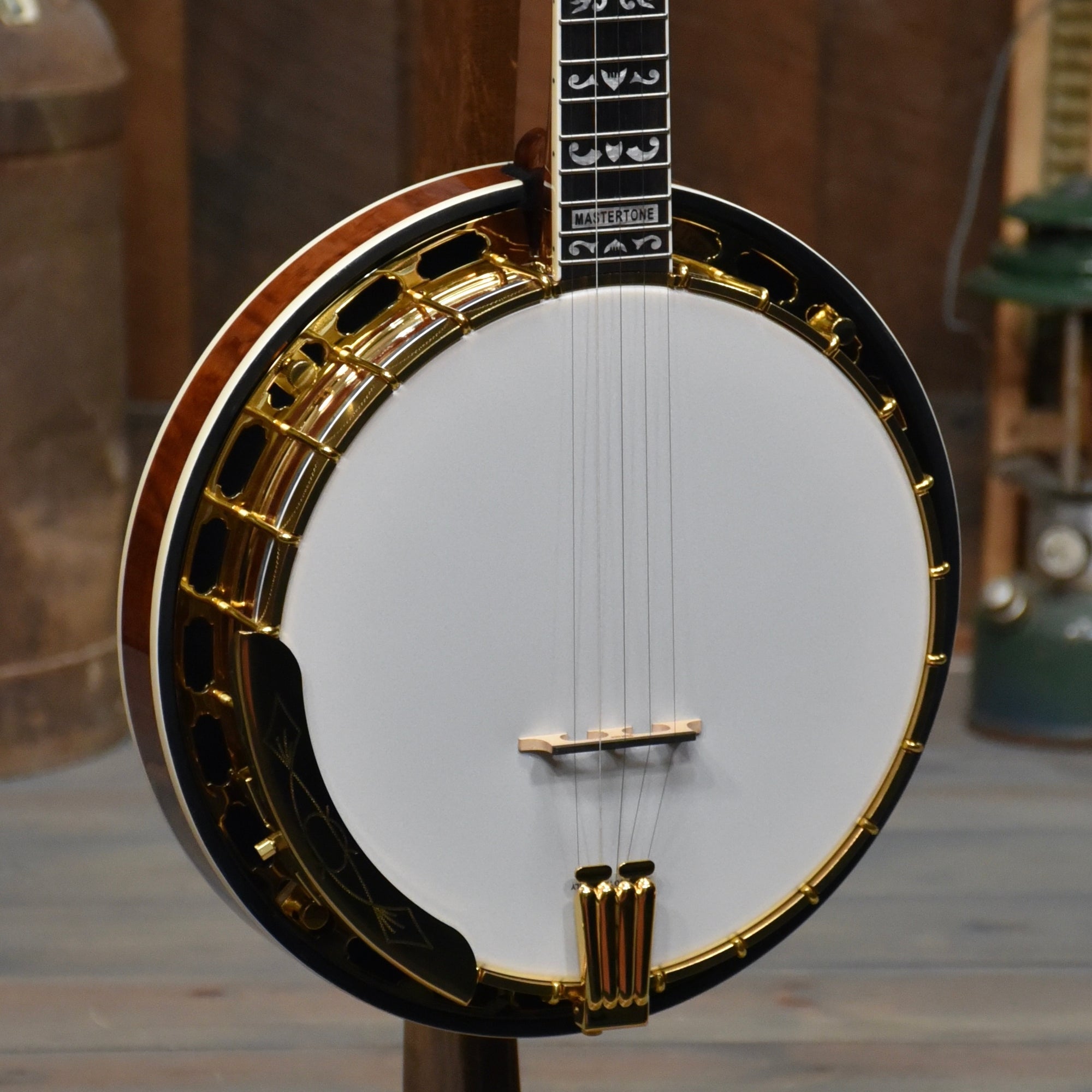 Gold Tone Mastertone™ OB-Grandee: Orange Blossom Grandee Resonator Banjo with Flying Eagle Inlay and With Case