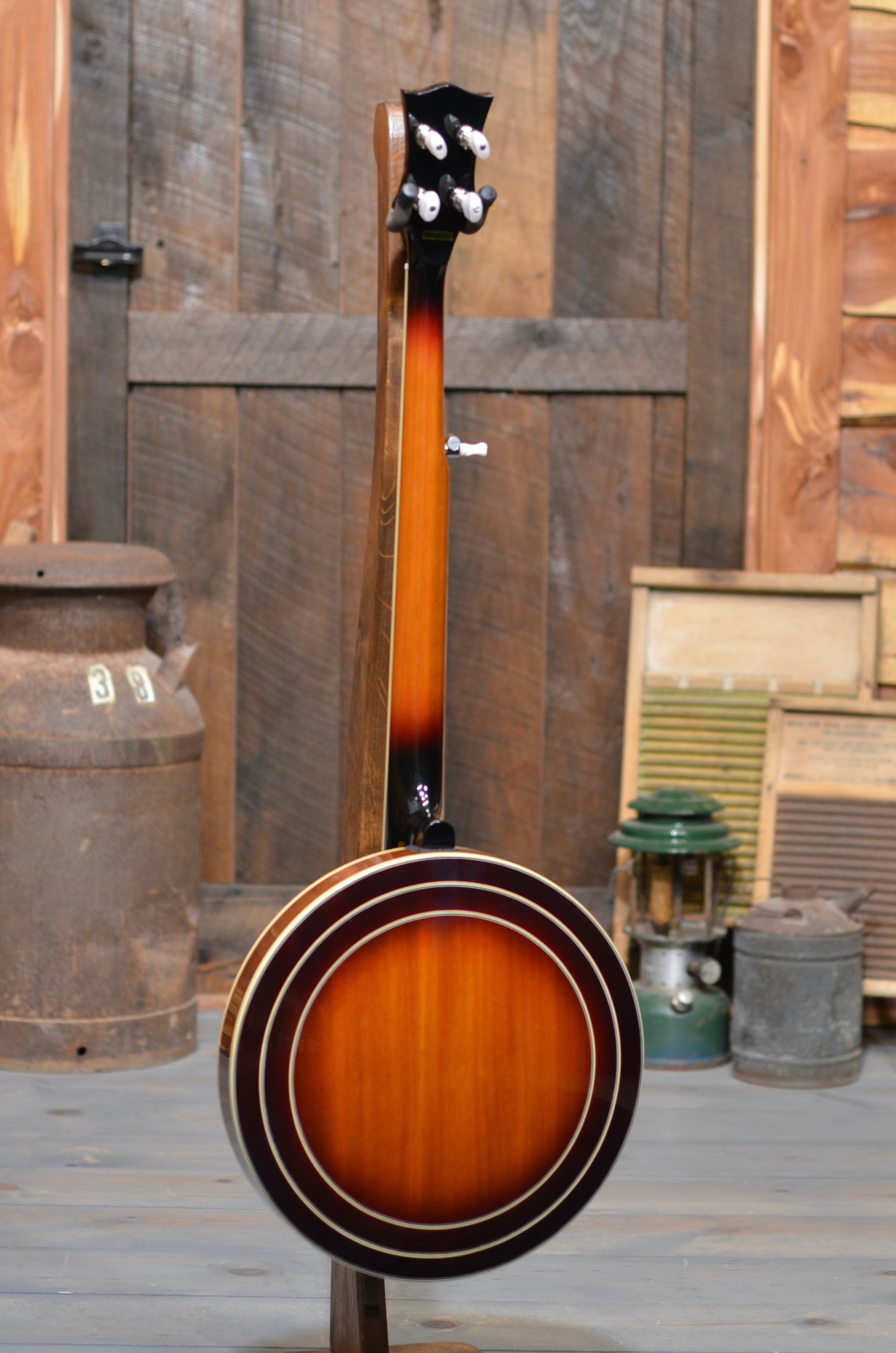 Gold Tone Mastertone™ OB-2AT Archtop Bowtie Banjo with Case