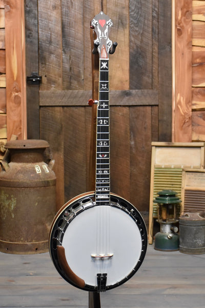 Pre-Owned Gold Tone Mastertone™ “Bluegrass Heart” Béla Fleck Signature Banjo with Case