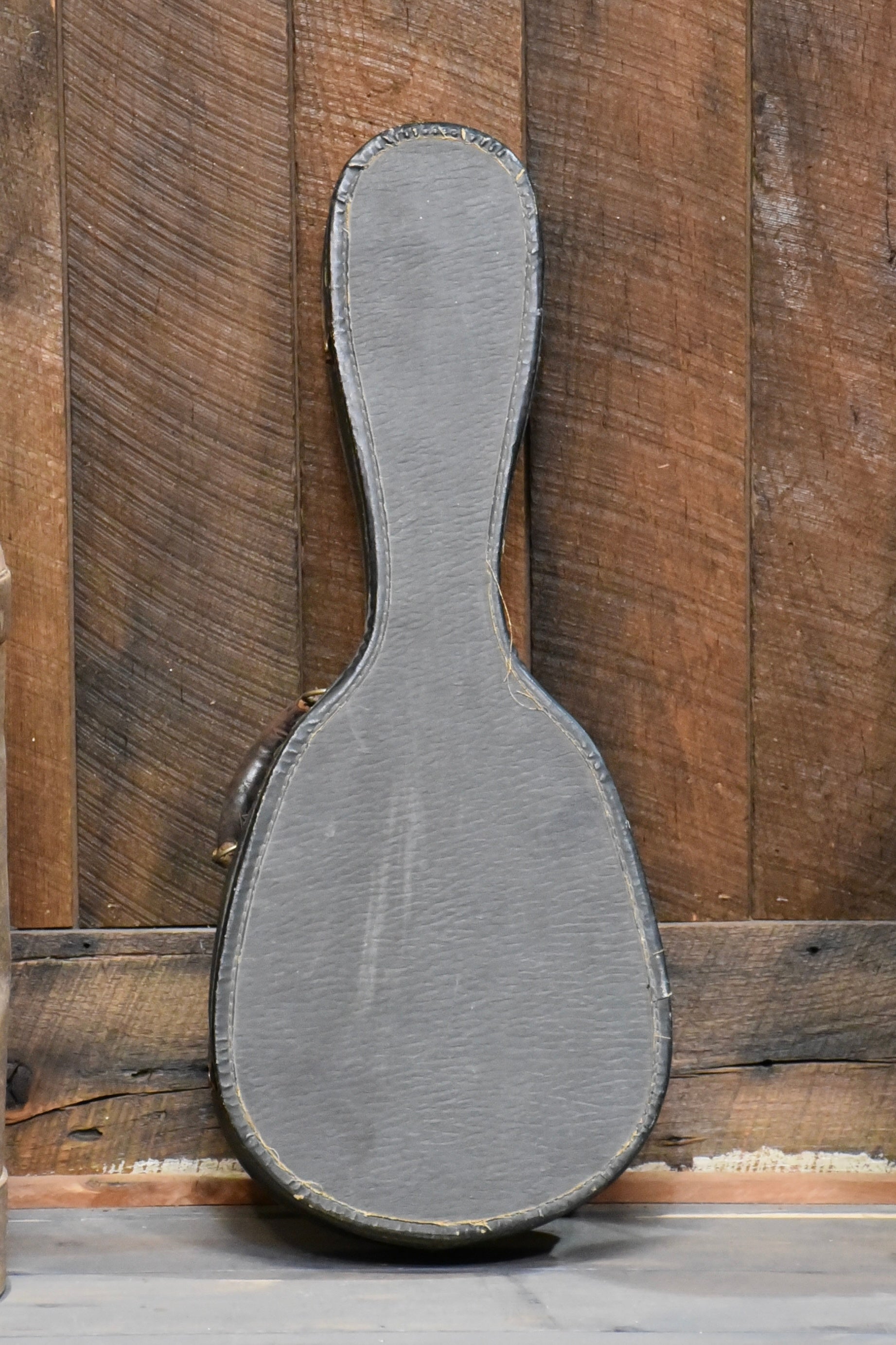 Pre-Owned Bruno Brazilian Mandolin With Case