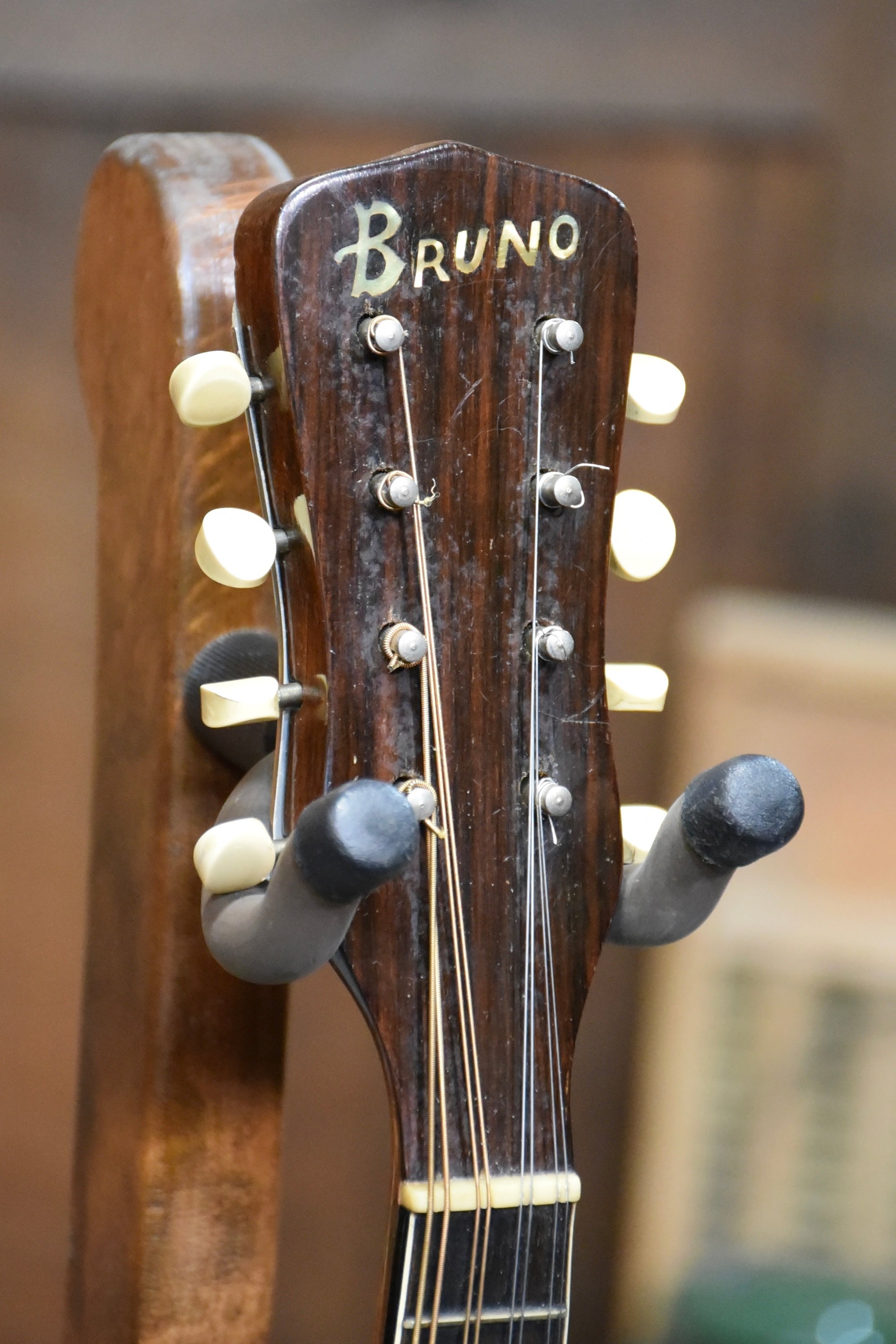 Pre-Owned Bruno Brazilian Mandolin With Case